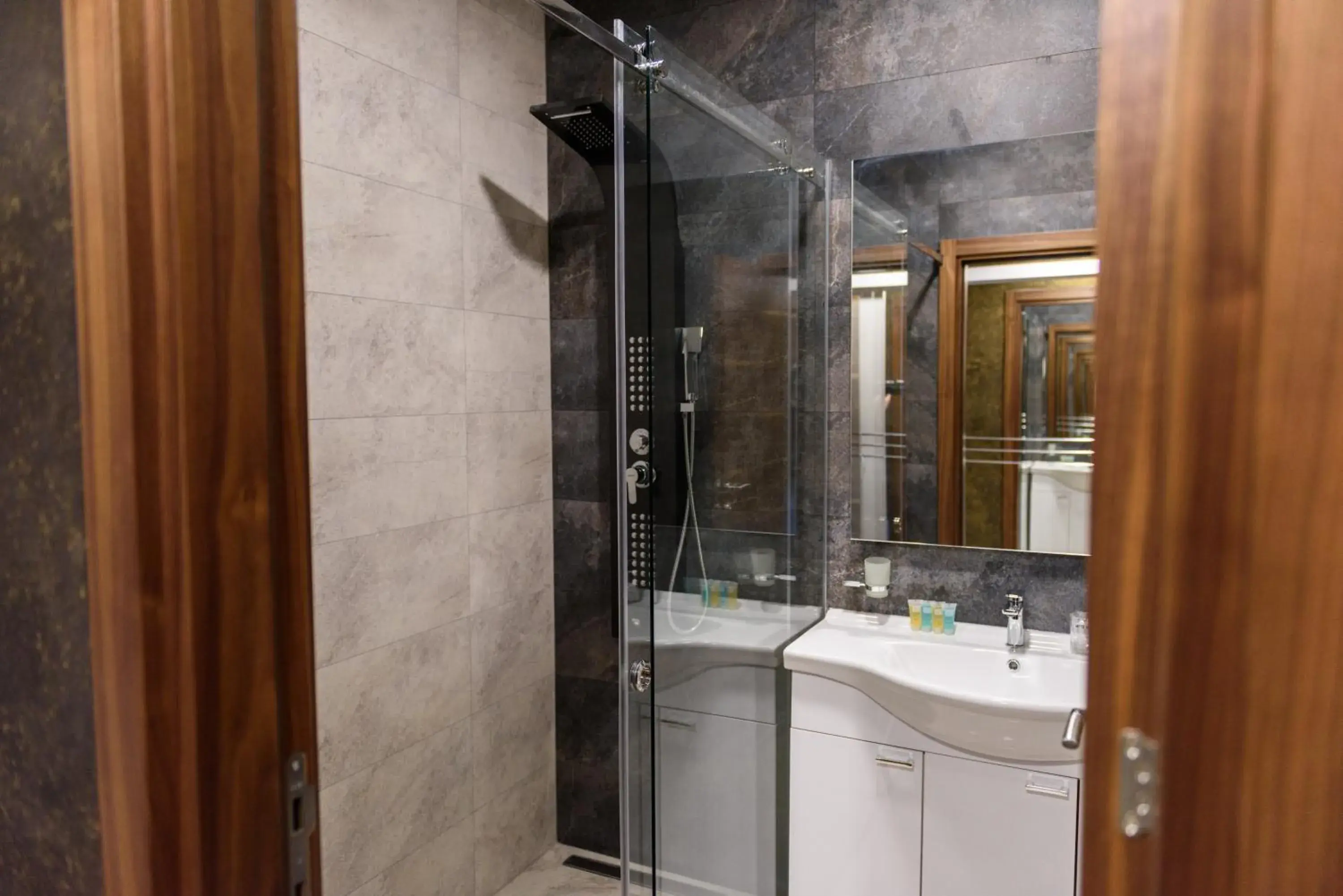 Double or Twin Room in Monogramlux Double or Twin Room in Monogramlux