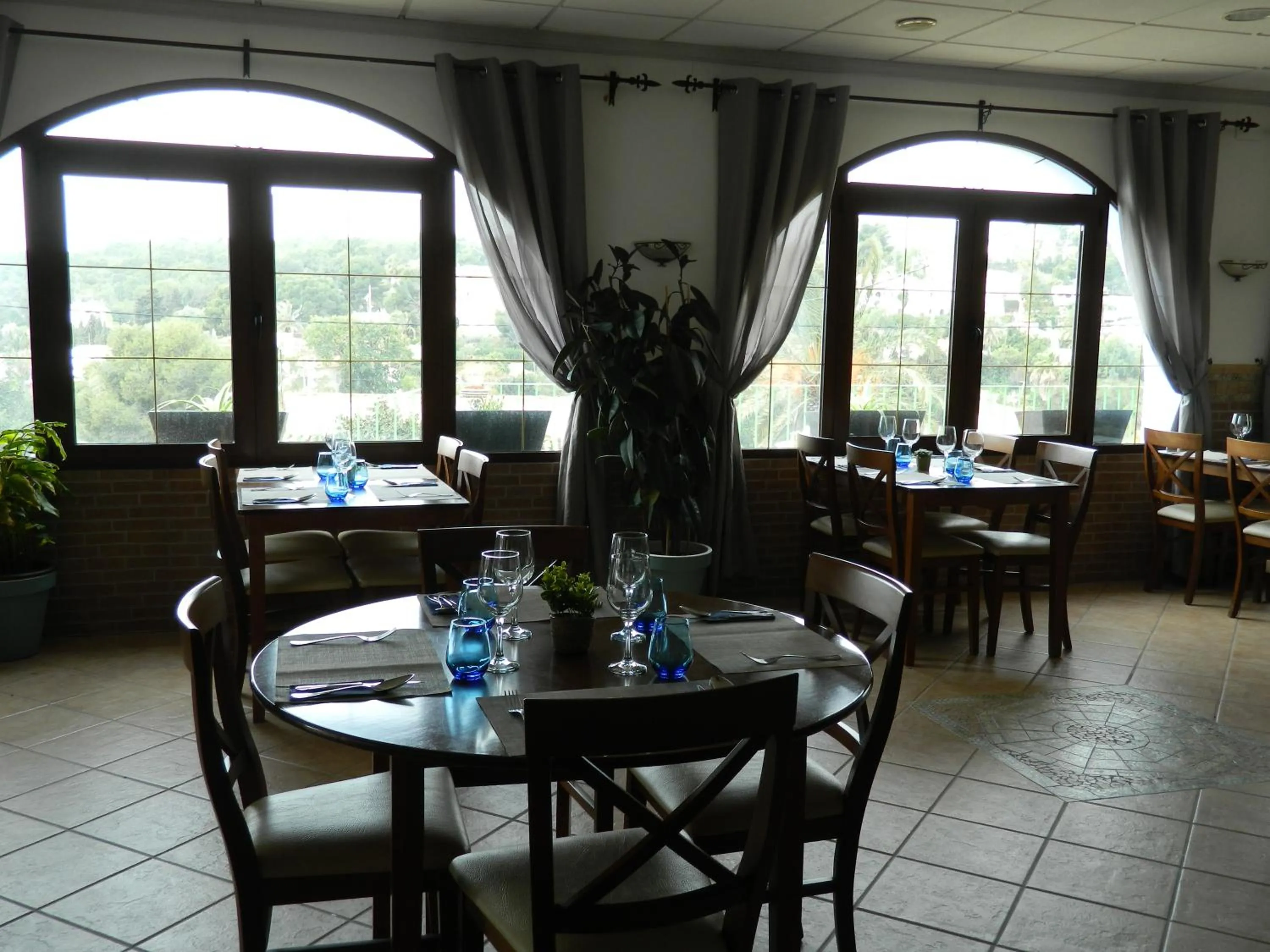 Restaurant/places to eat in Hotel Restaurant Baladrar