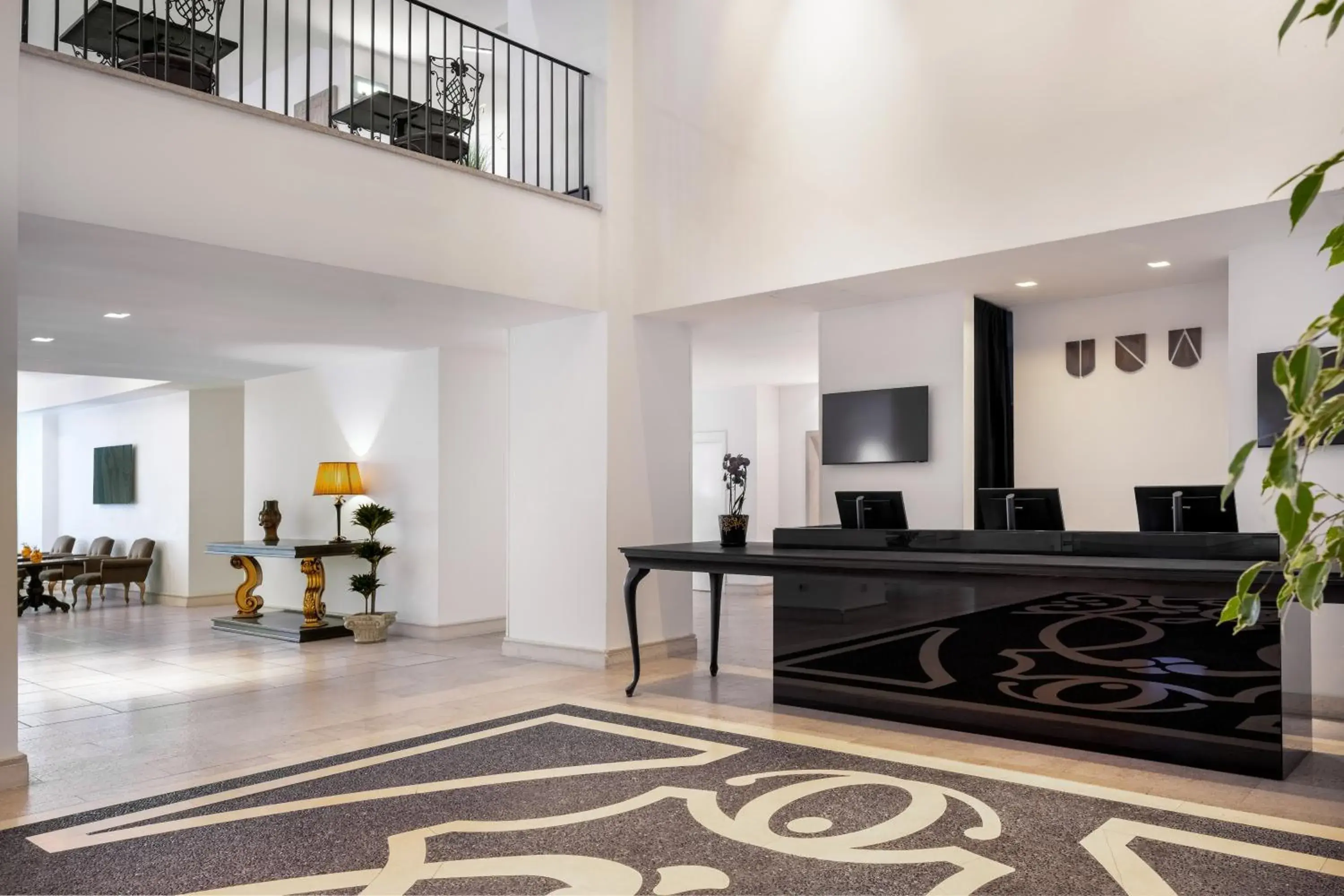Lobby or reception in Palace Catania | UNA Esperienze Lobby or reception in Palace Catania | UNA Esperienze