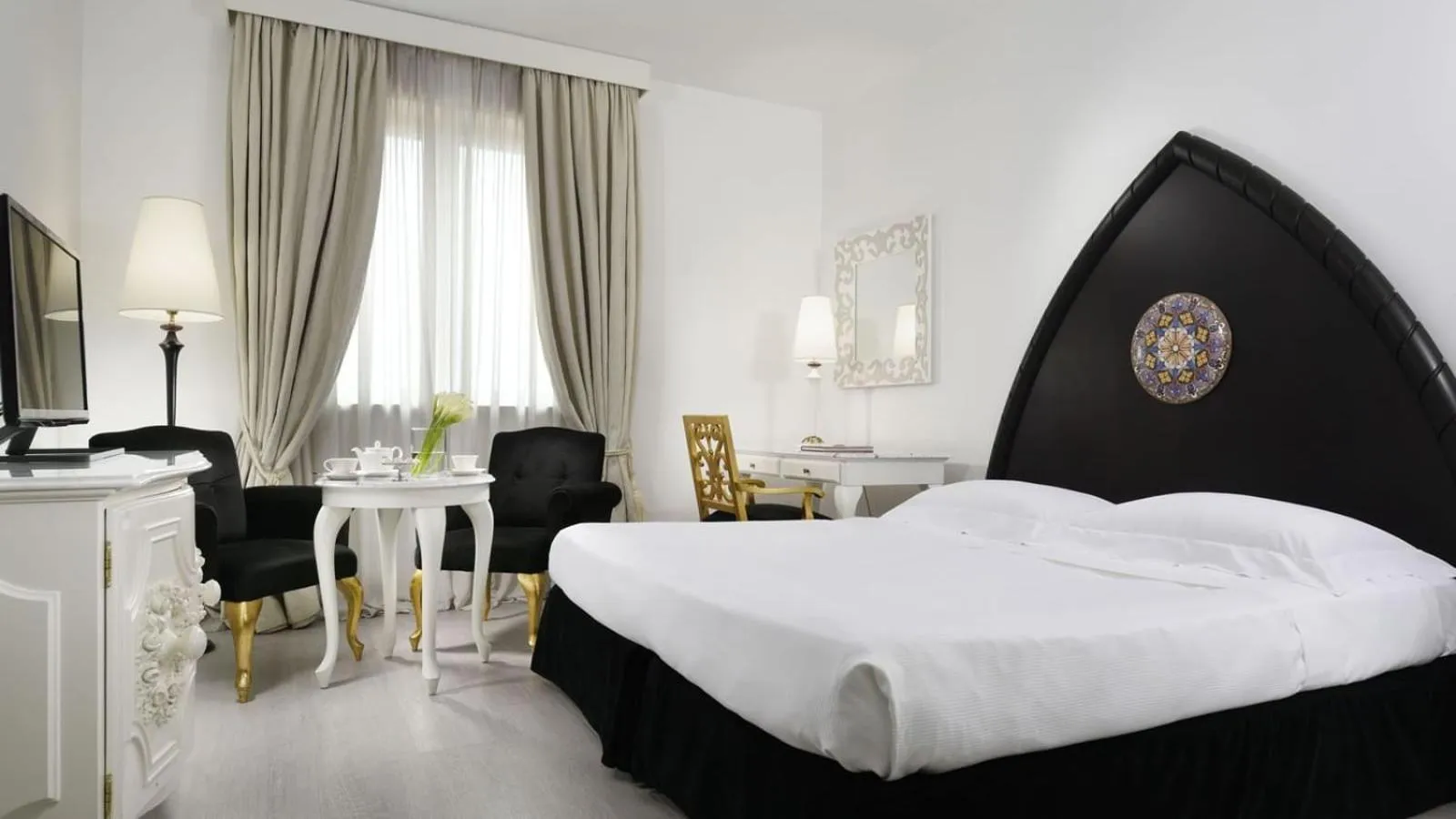 Bedroom, Bed in Palace Catania | UNA Esperienze