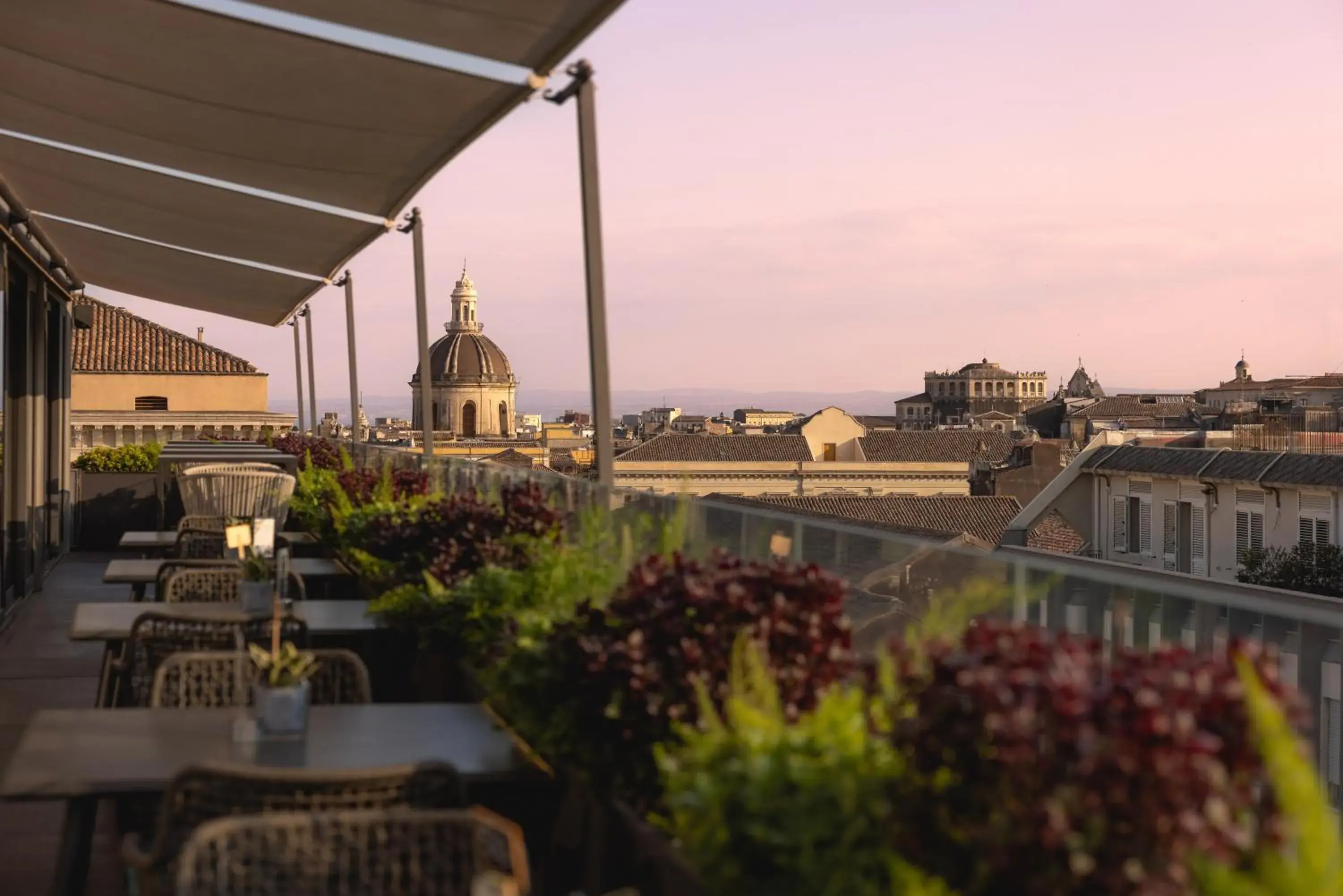 Restaurant/places to eat in Palace Catania | UNA Esperienze Restaurant/places to eat in Palace Catania | UNA Esperienze