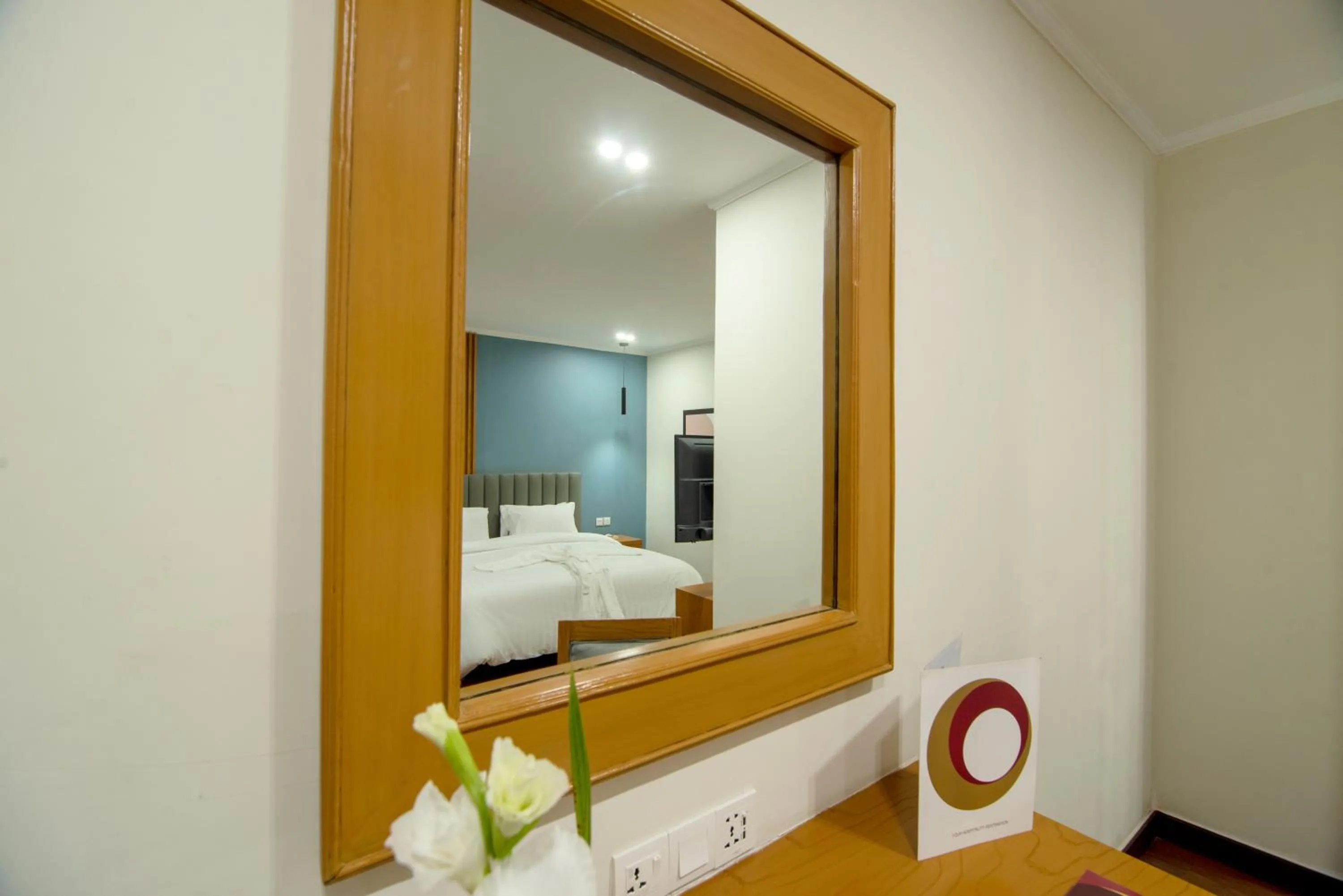 Coffee/tea facilities, Bed in Hotel One Tower Gulberg, Lahore