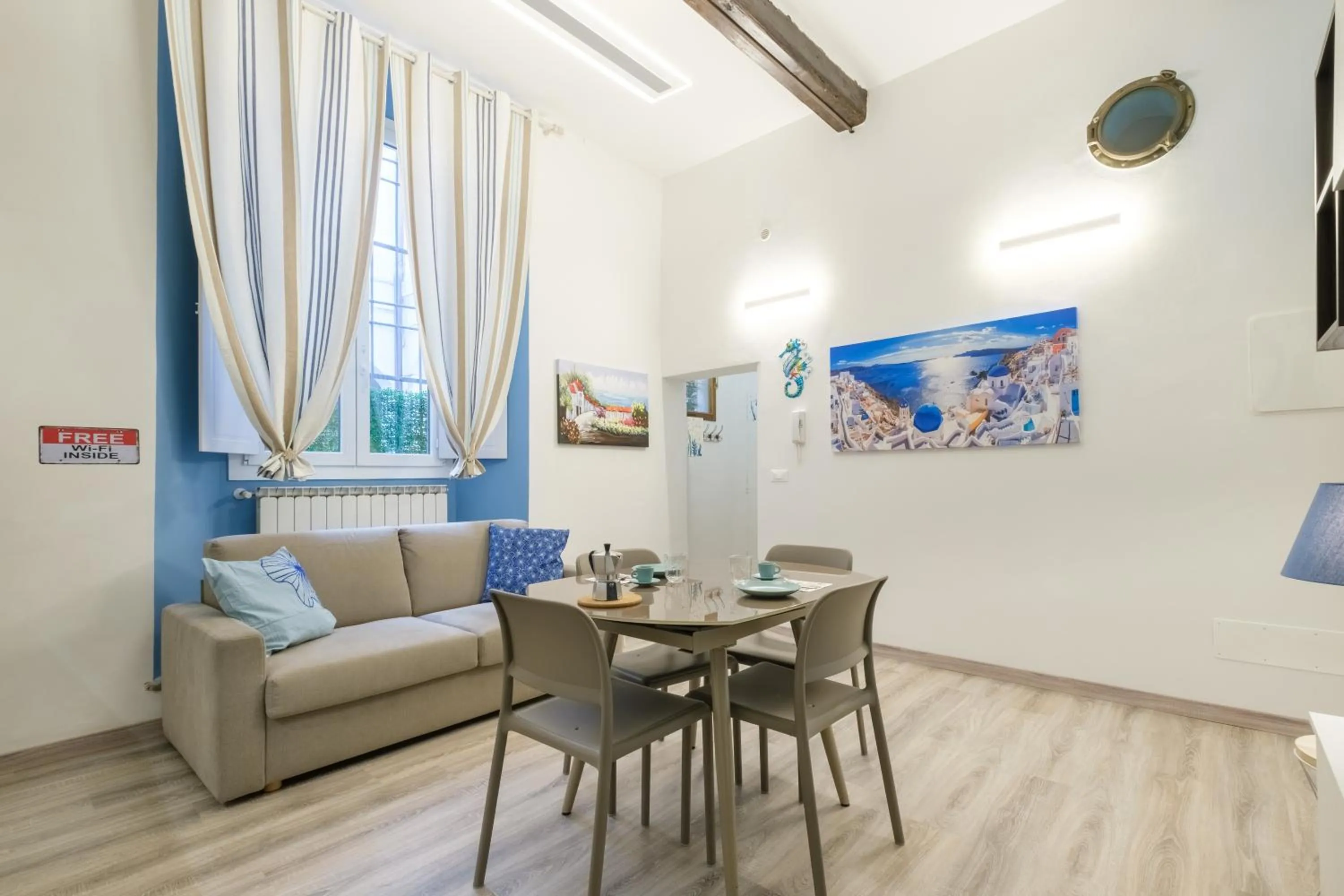 Living room in Casa del Mare by Studio Vita
