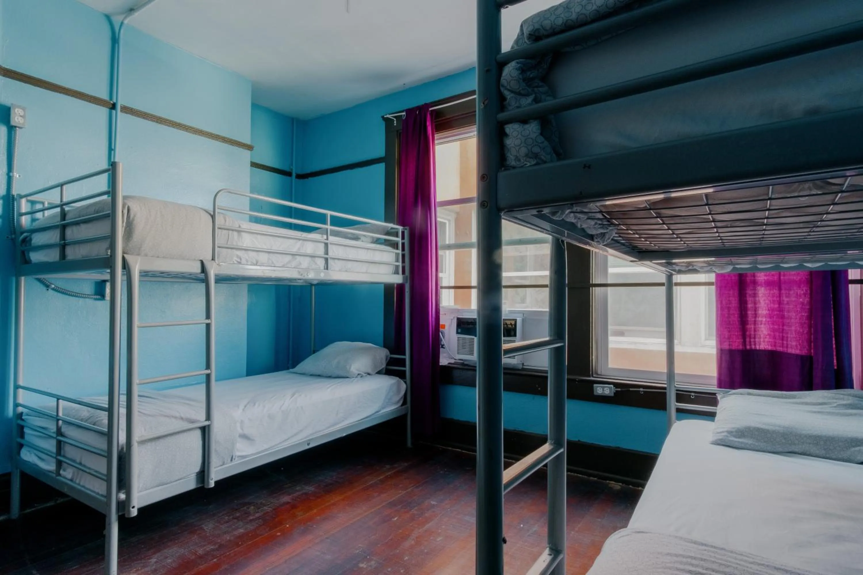 bunk bed, Bed in Lucky D's Youth and Traveler's Hostel