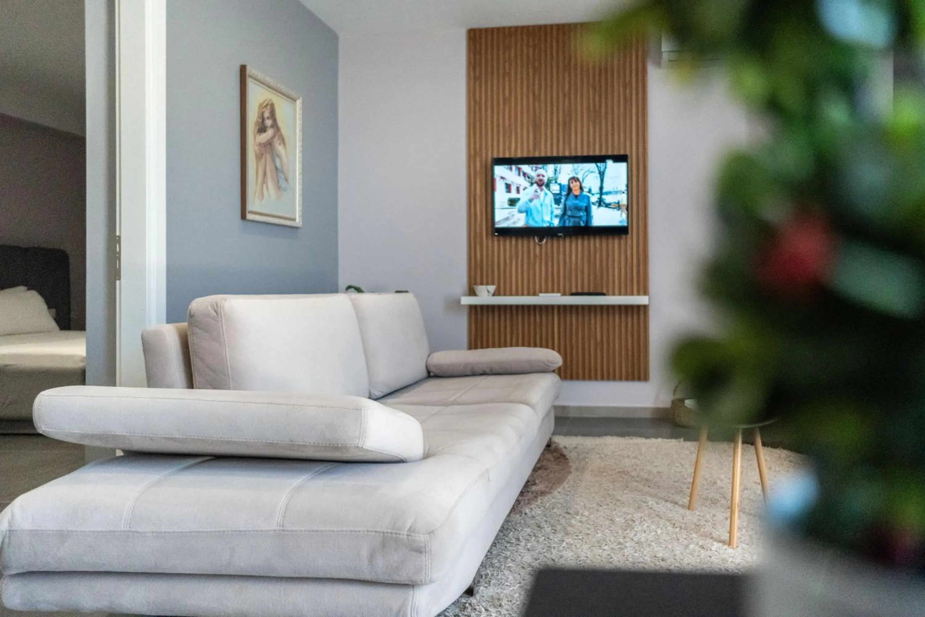 Living room in Palm Suites Apartment-Suite