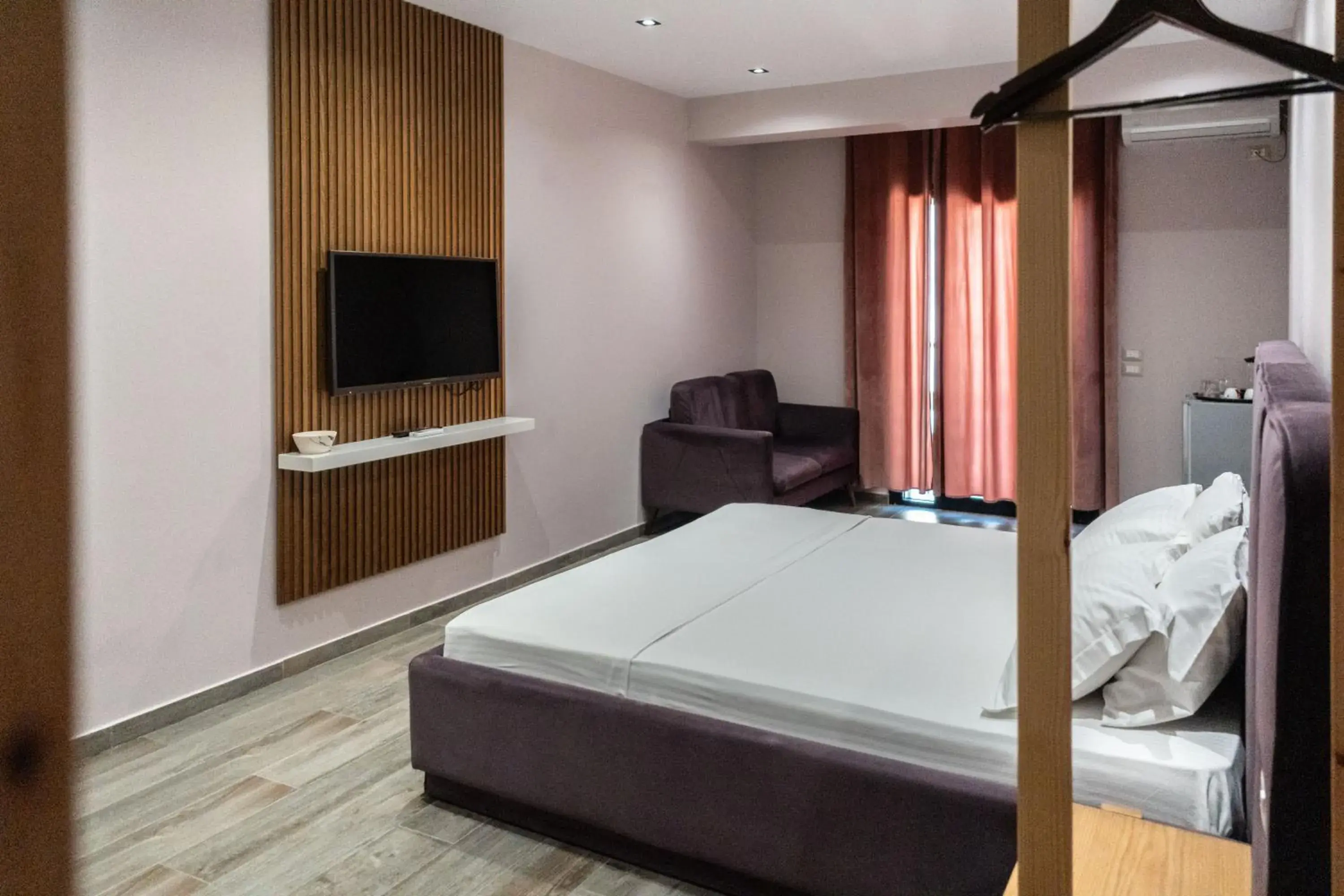 Standard Suite - single occupancy in Palm Suites Apartment-Suite Standard Suite - single occupancy in Palm Suites Apartment-Suite