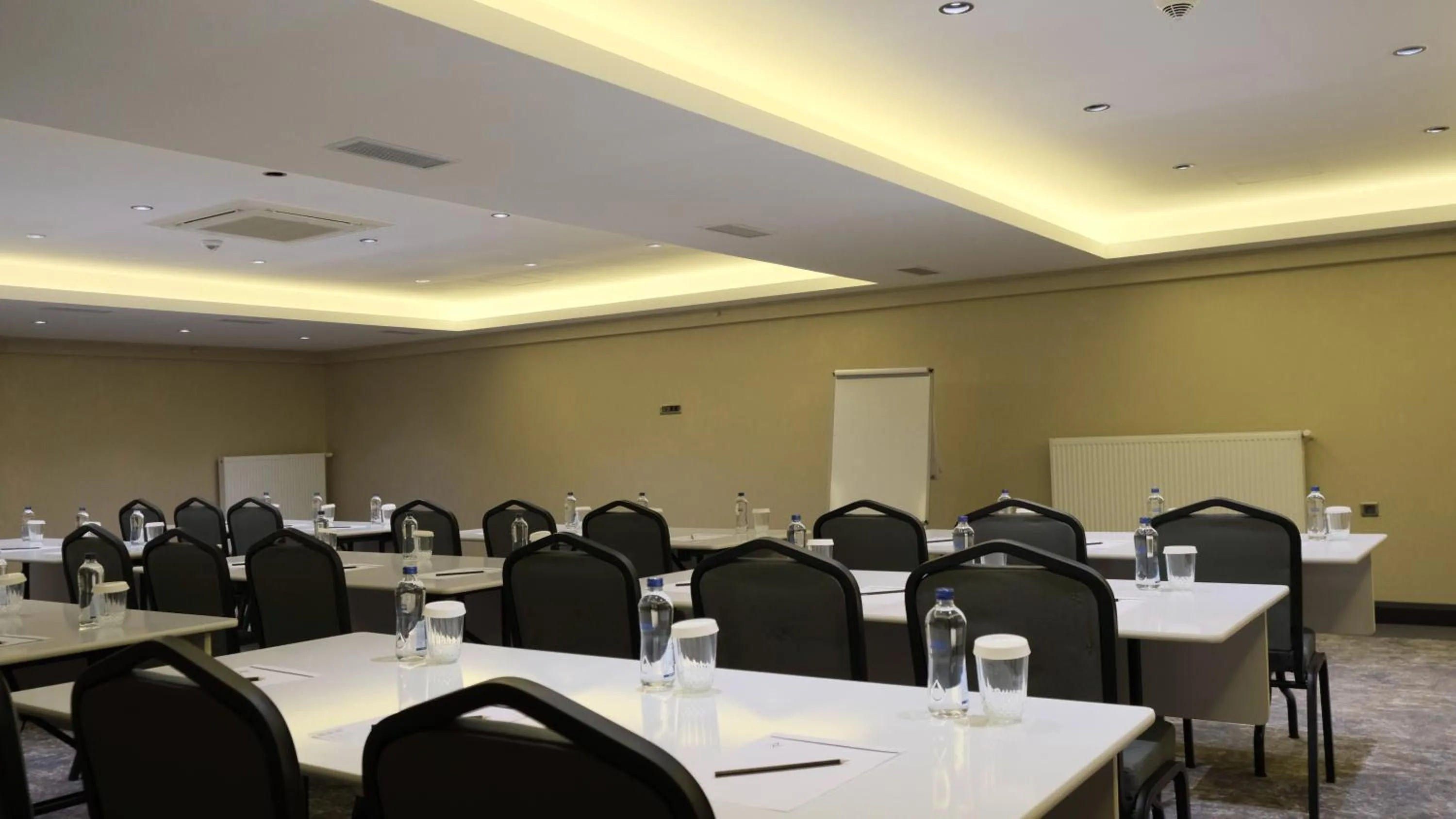 Nova Vista Deluxe & Suites a Member of Radisson Individuals