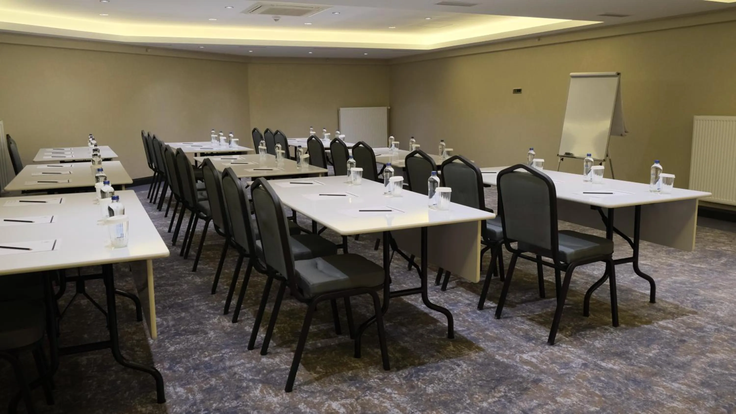 Nova Vista Deluxe & Suites a Member of Radisson Individuals