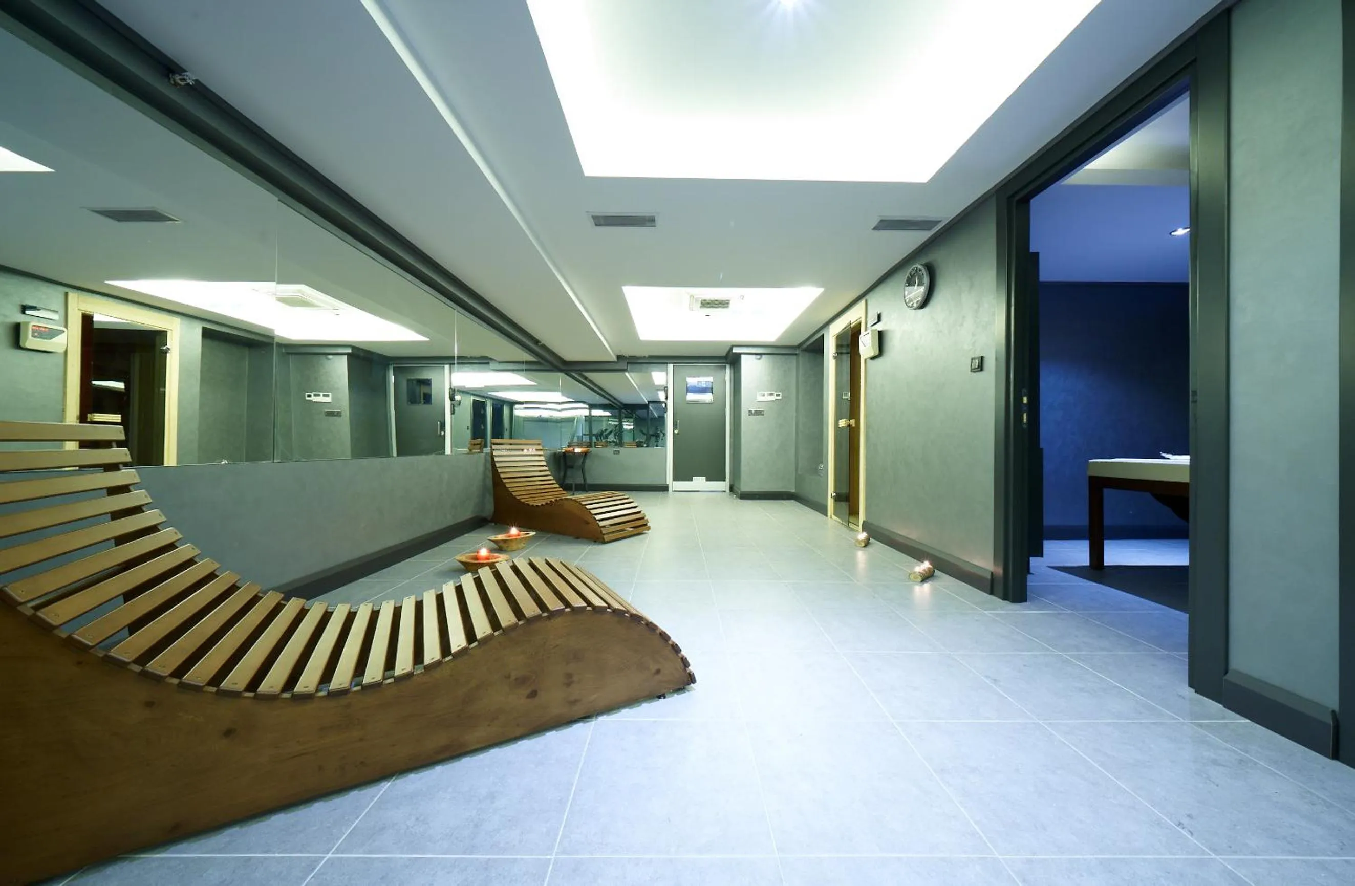 Nova Vista Deluxe & Suites a Member of Radisson Individuals