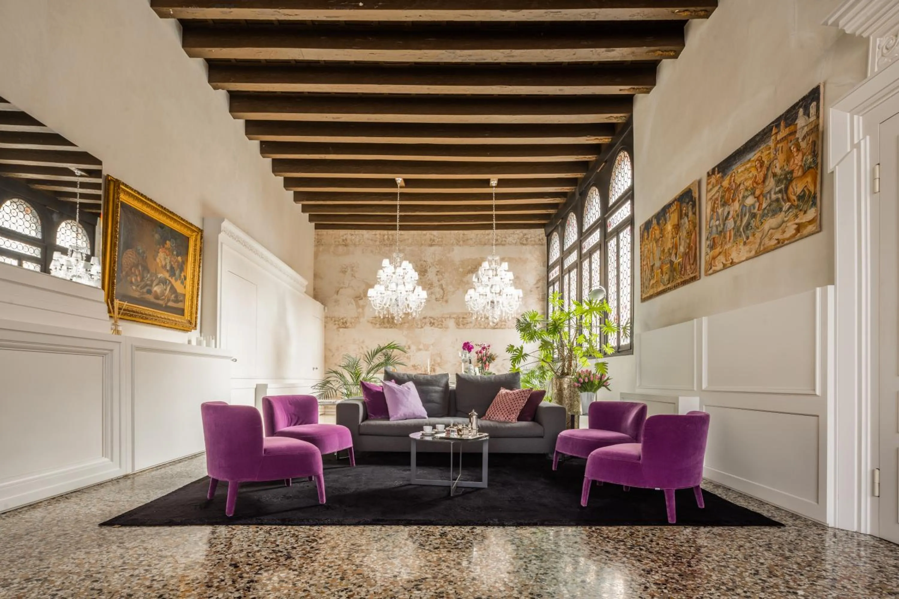 Palazzo Soranzo Noble Floor R&R
