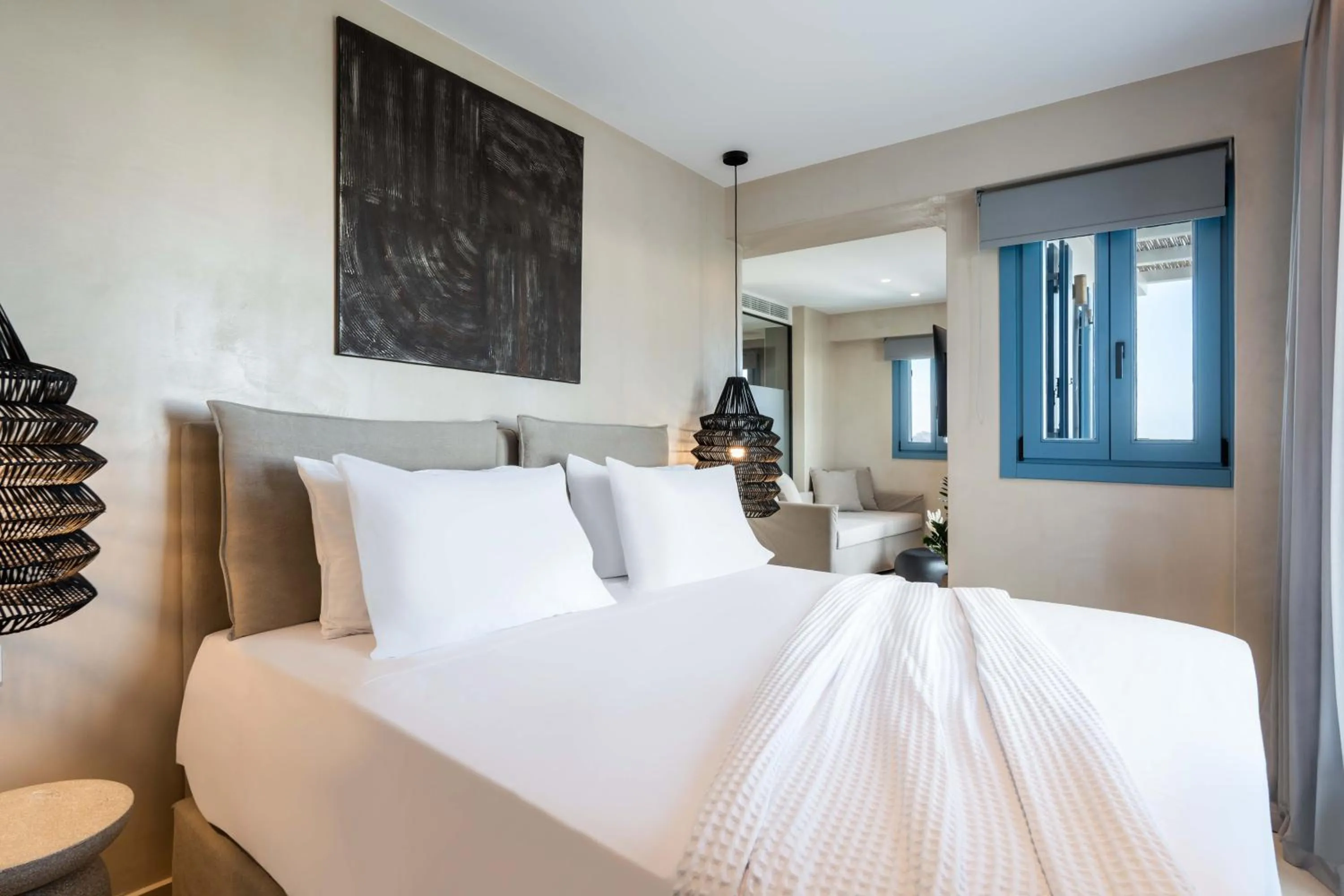 Photo of the whole room, Bed in Aura Suites Paros