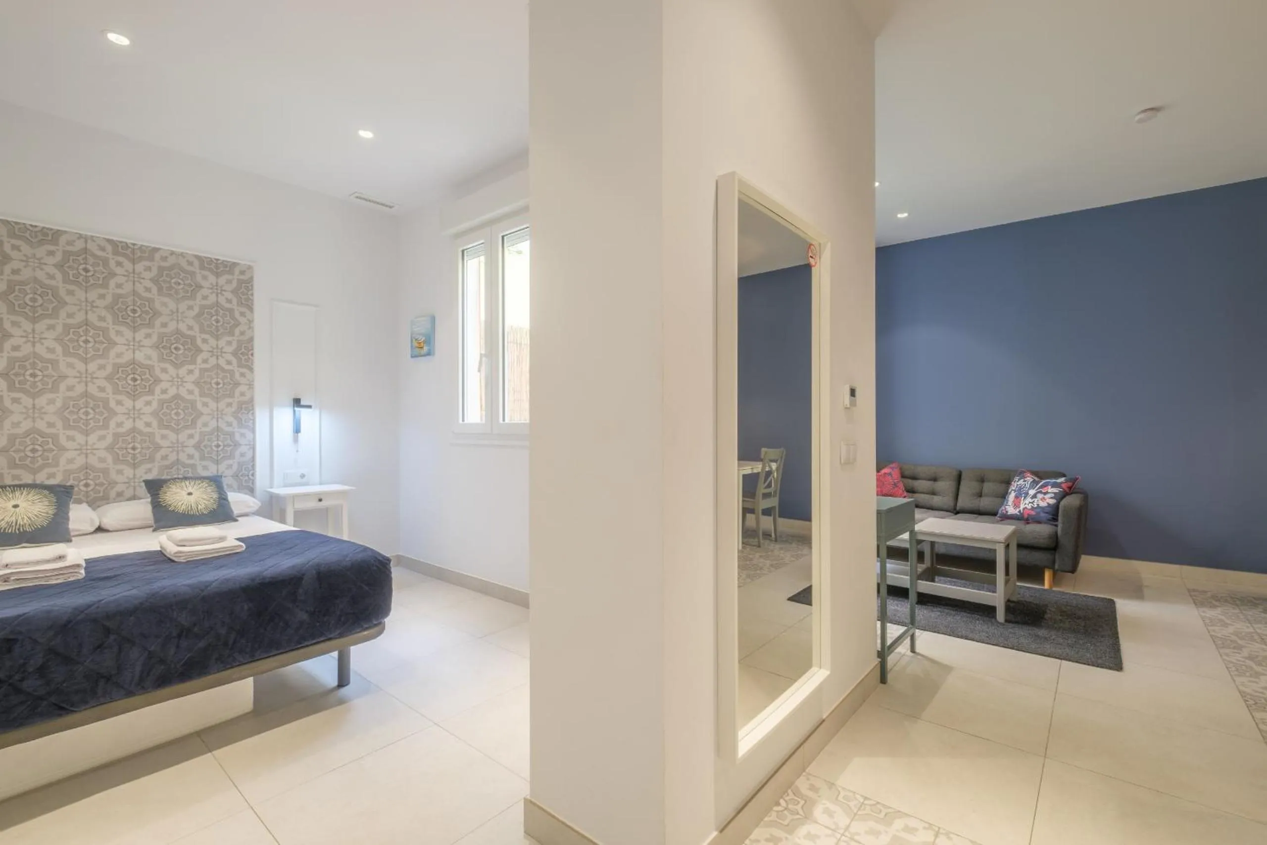Bed in Sunny,Private Terrace,Wheelchair access