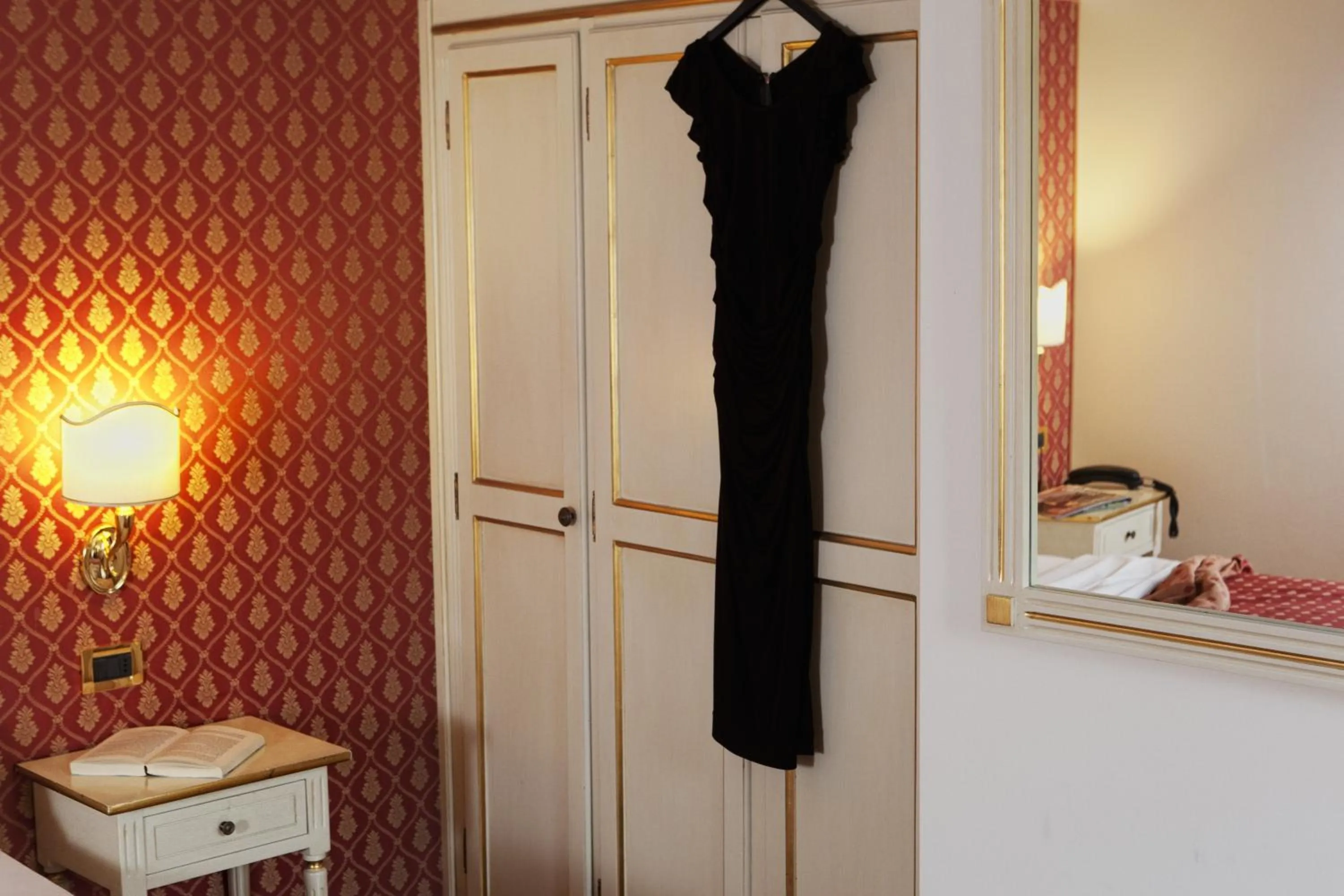 Decorative detail in Hotel Ca' D'Oro - WENICE Deep Culture