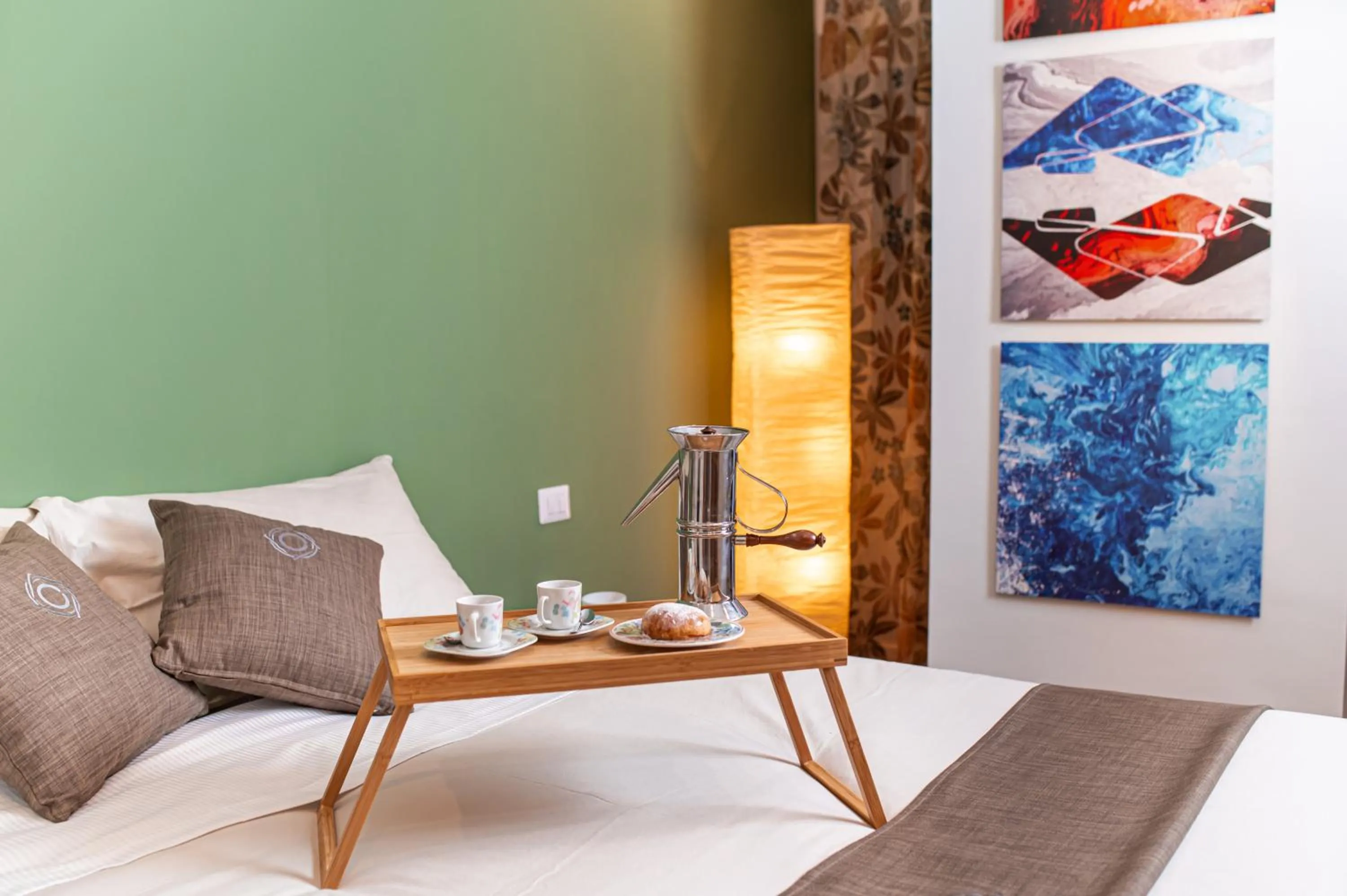 Breakfast in Neocore