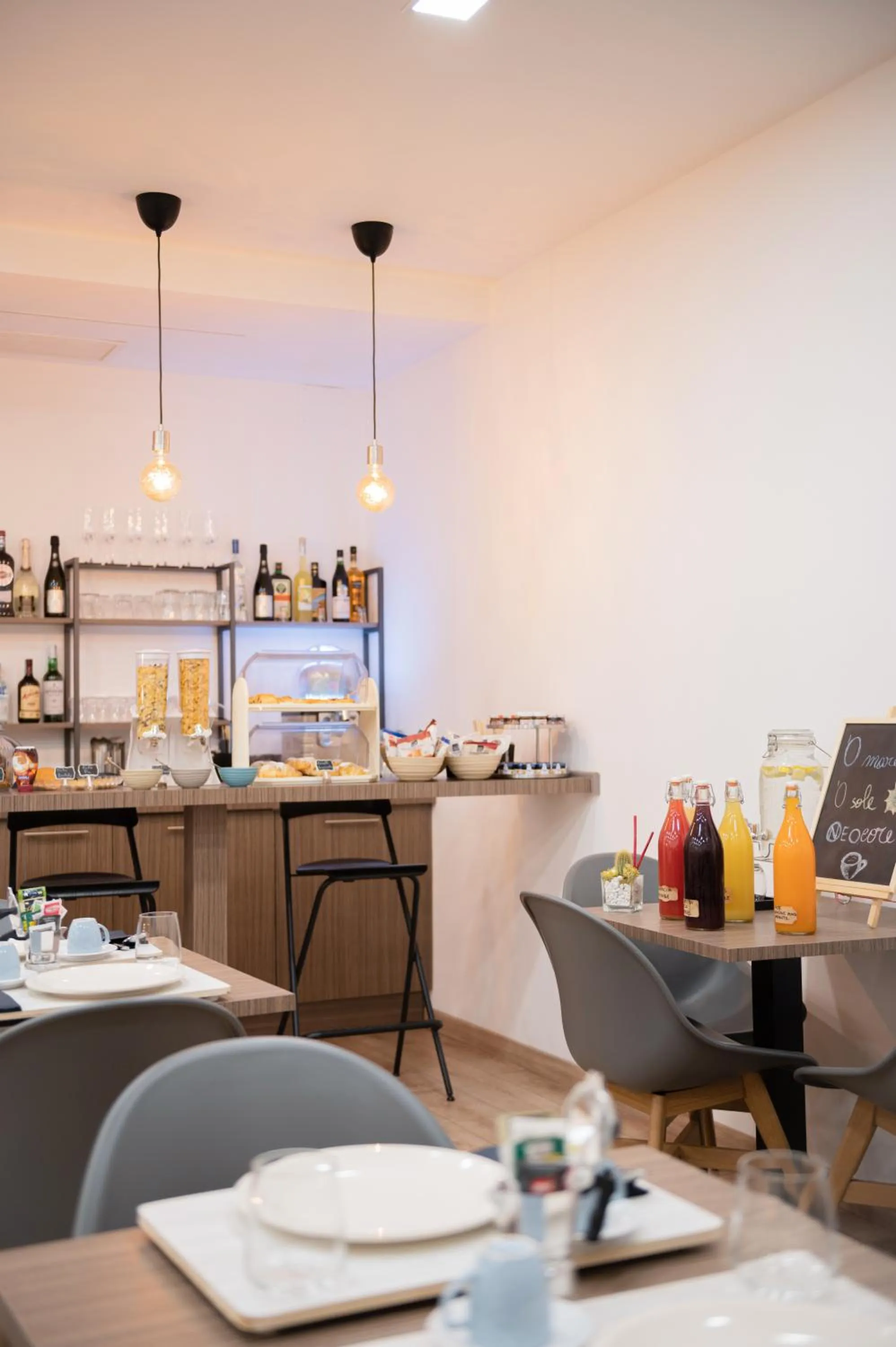 Breakfast in Neocore