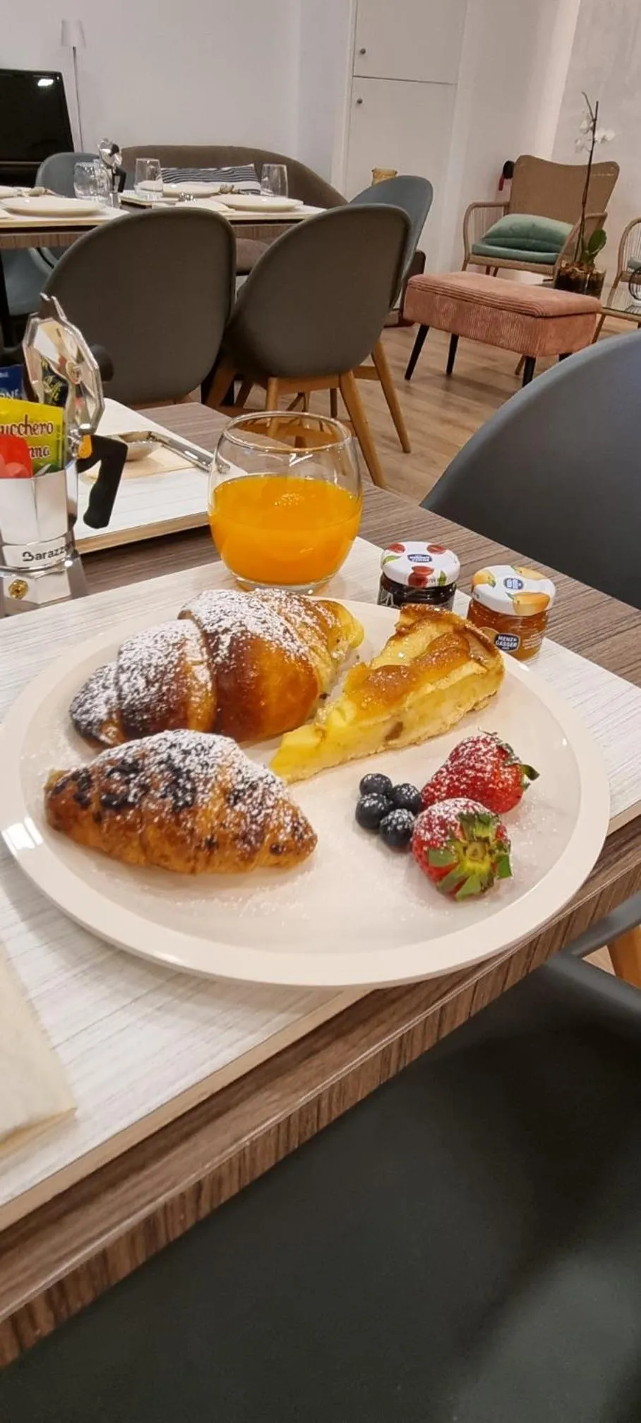 Breakfast in Neocore