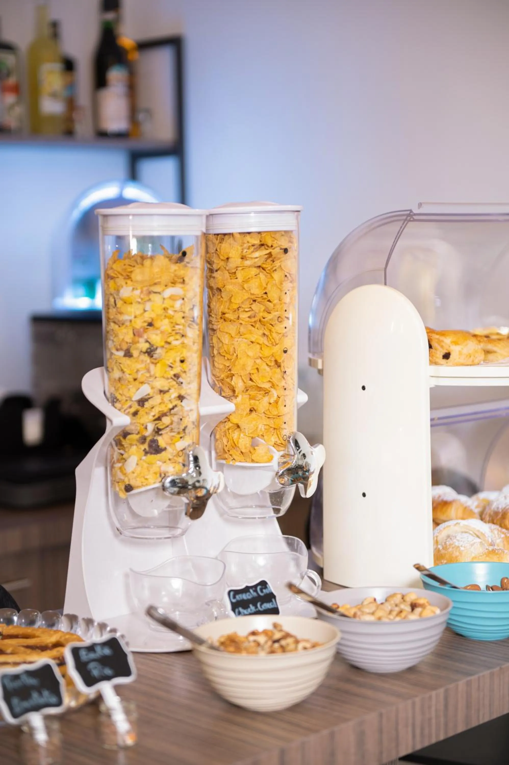 Food and drinks in Neocore