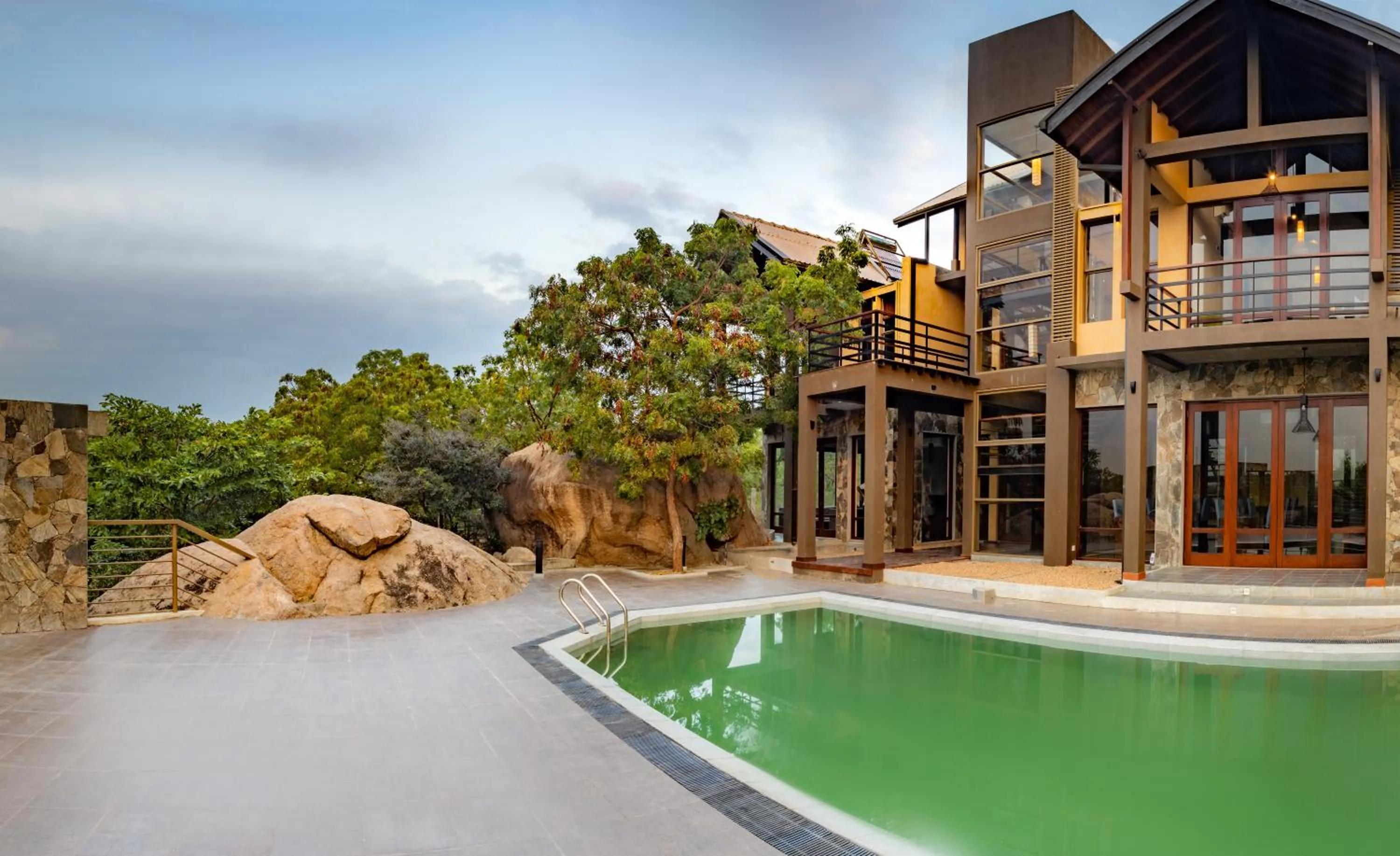 Property building in Rock Wild Yala