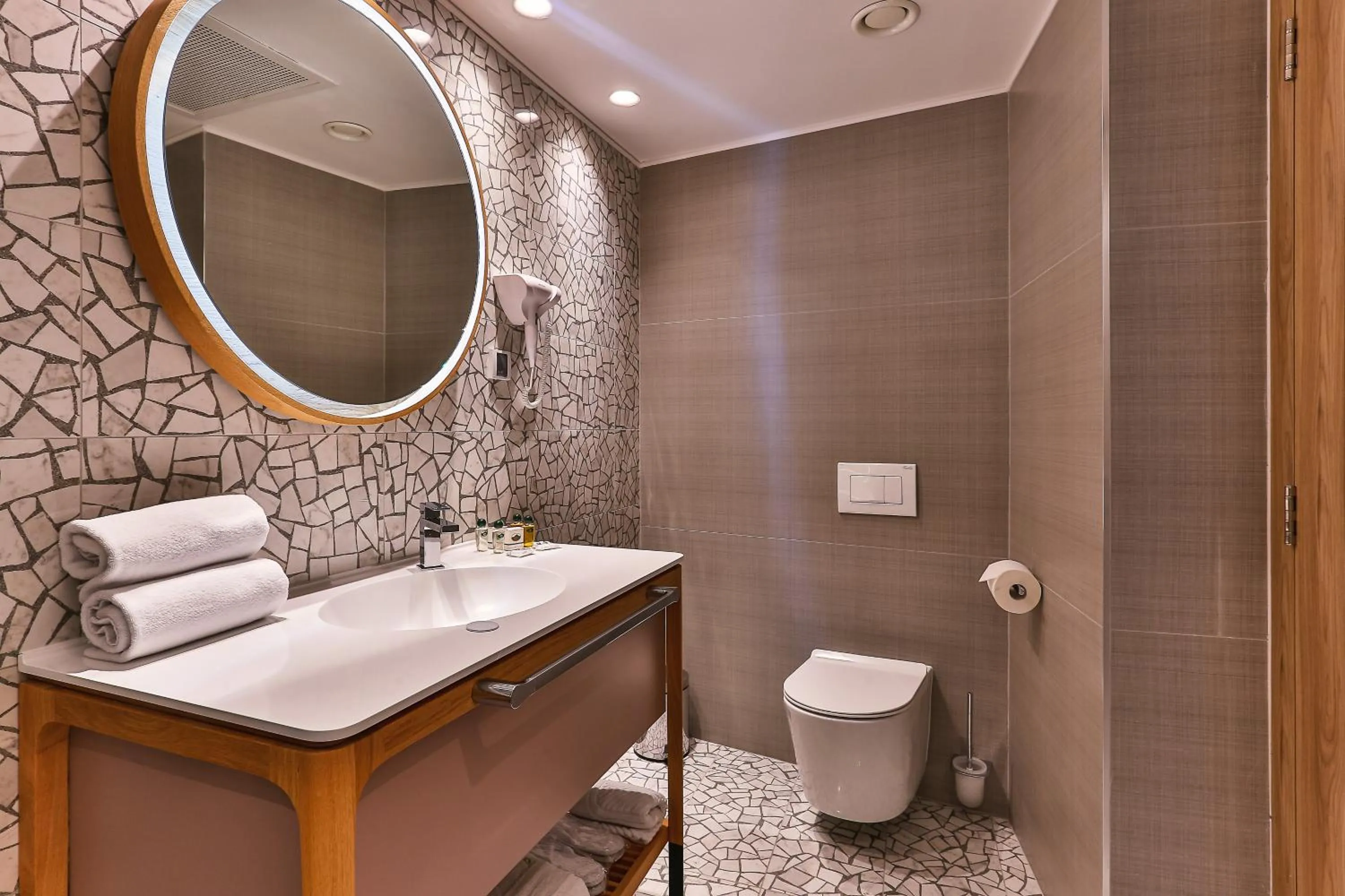 Bathroom in Carine Hotel Centar