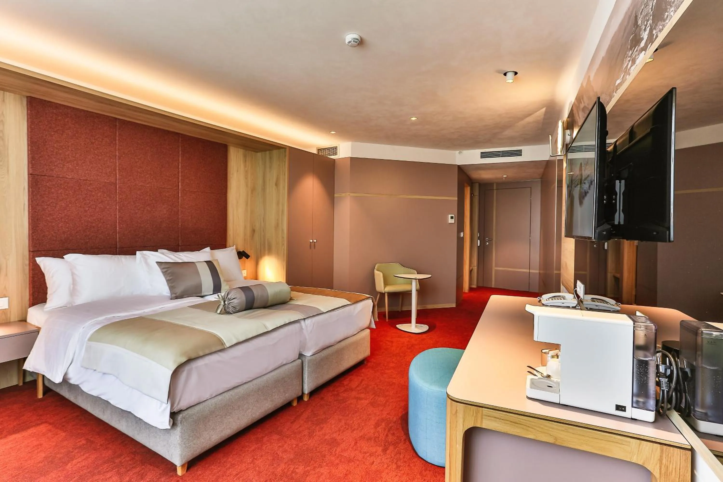 Bedroom, Bed in Carine Hotel Centar