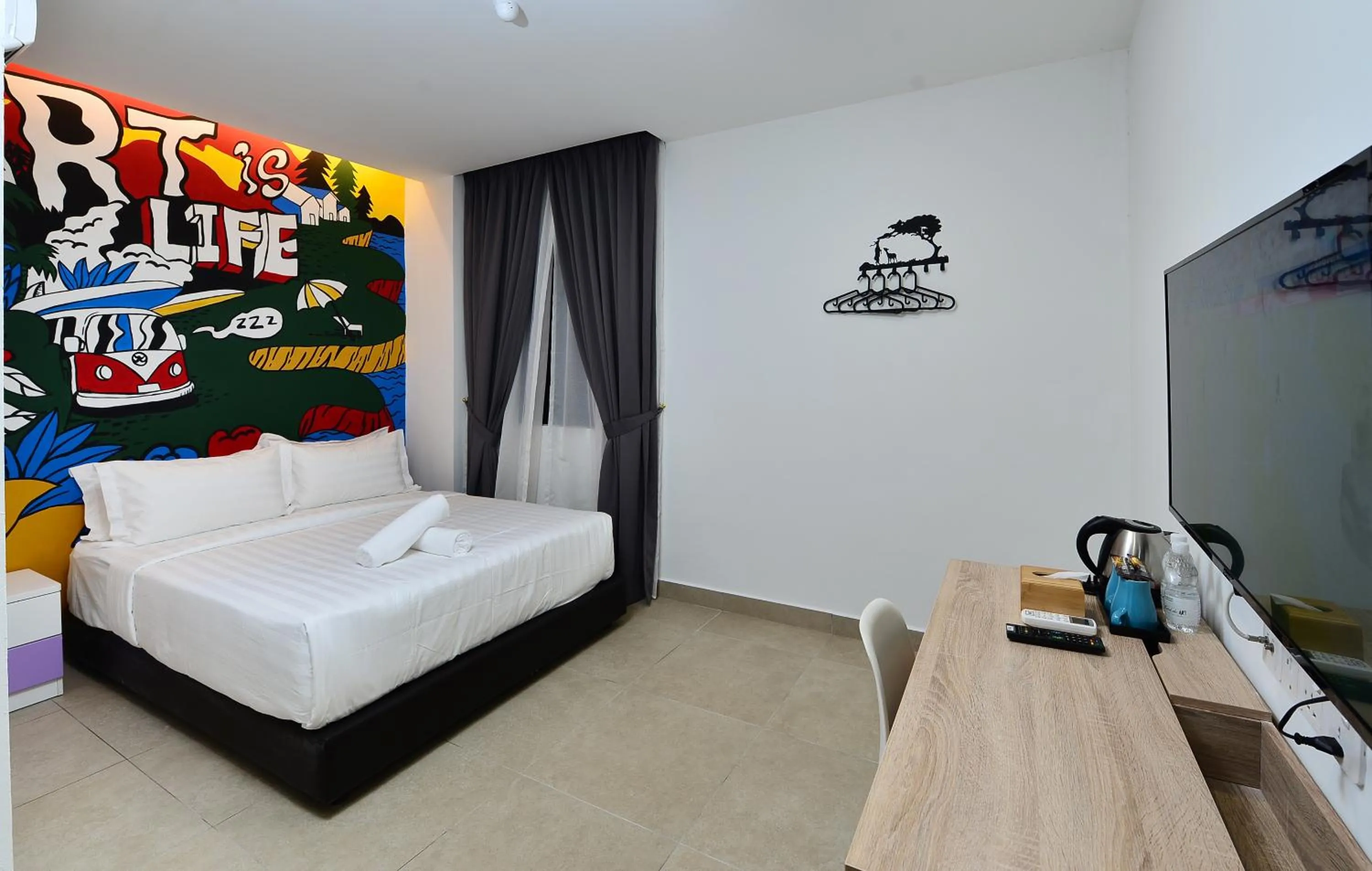 Photo of the whole room, Bed in Smile Hotel Shah Alam Seksyen 9