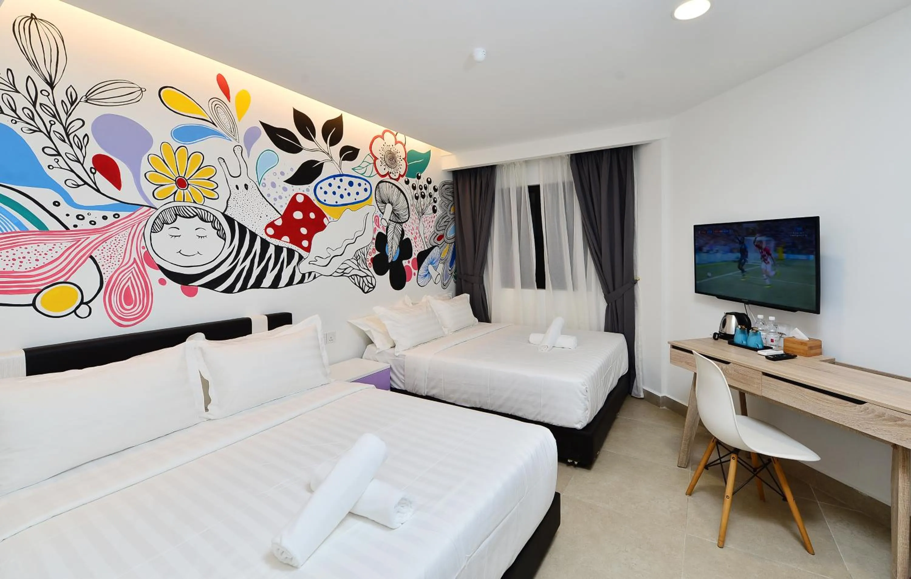 Photo of the whole room, Bed in Smile Hotel Shah Alam Seksyen 9