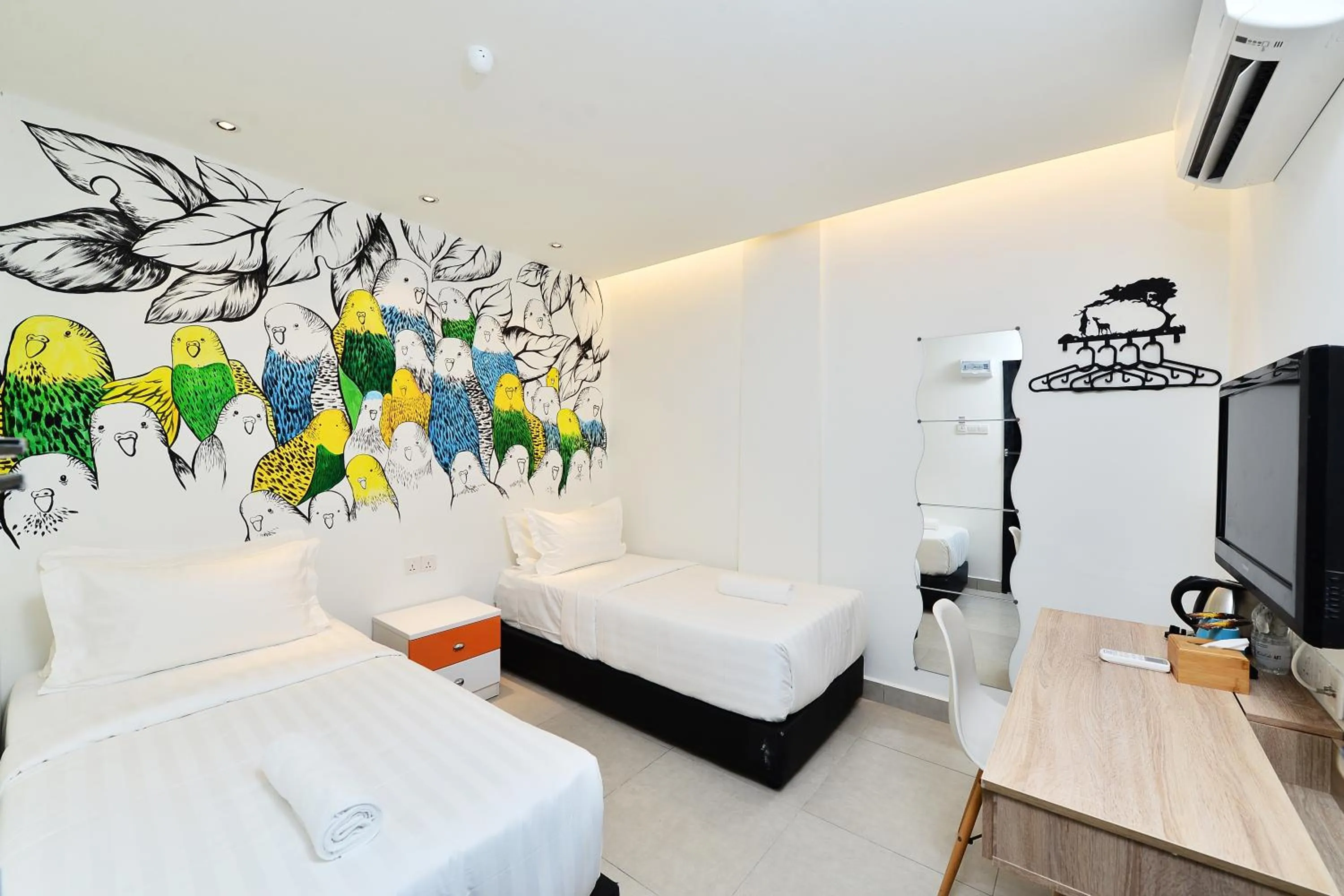 Photo of the whole room, Bed in Smile Hotel Shah Alam Seksyen 9