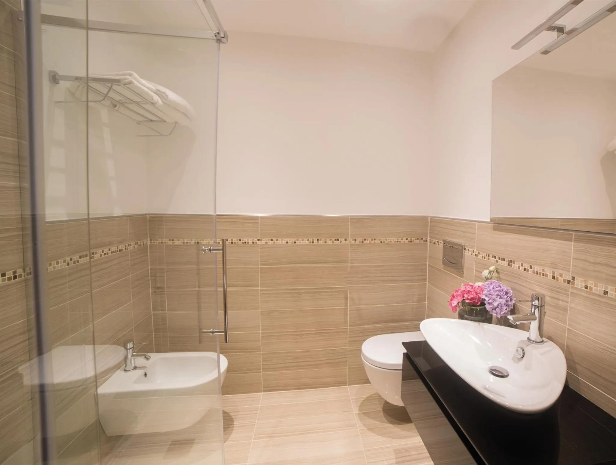 Bathroom in Hotel Jolanda