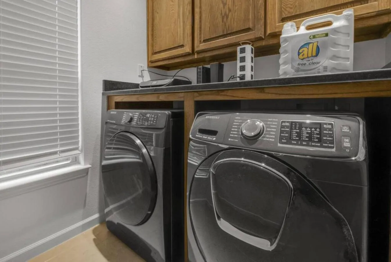 Other in Gorgeous Downtown 4 Bedroom