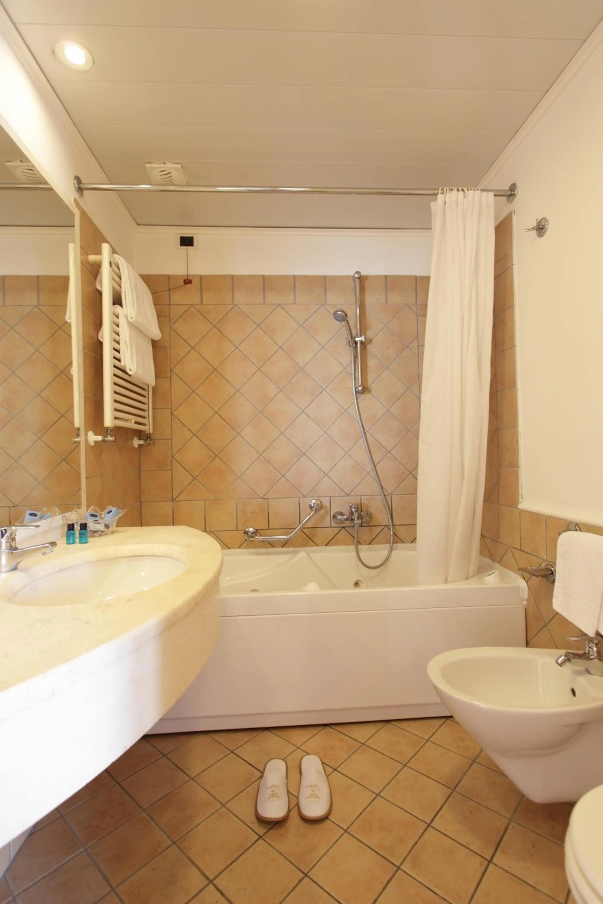 Bathroom in Dioscuri Bay Palace