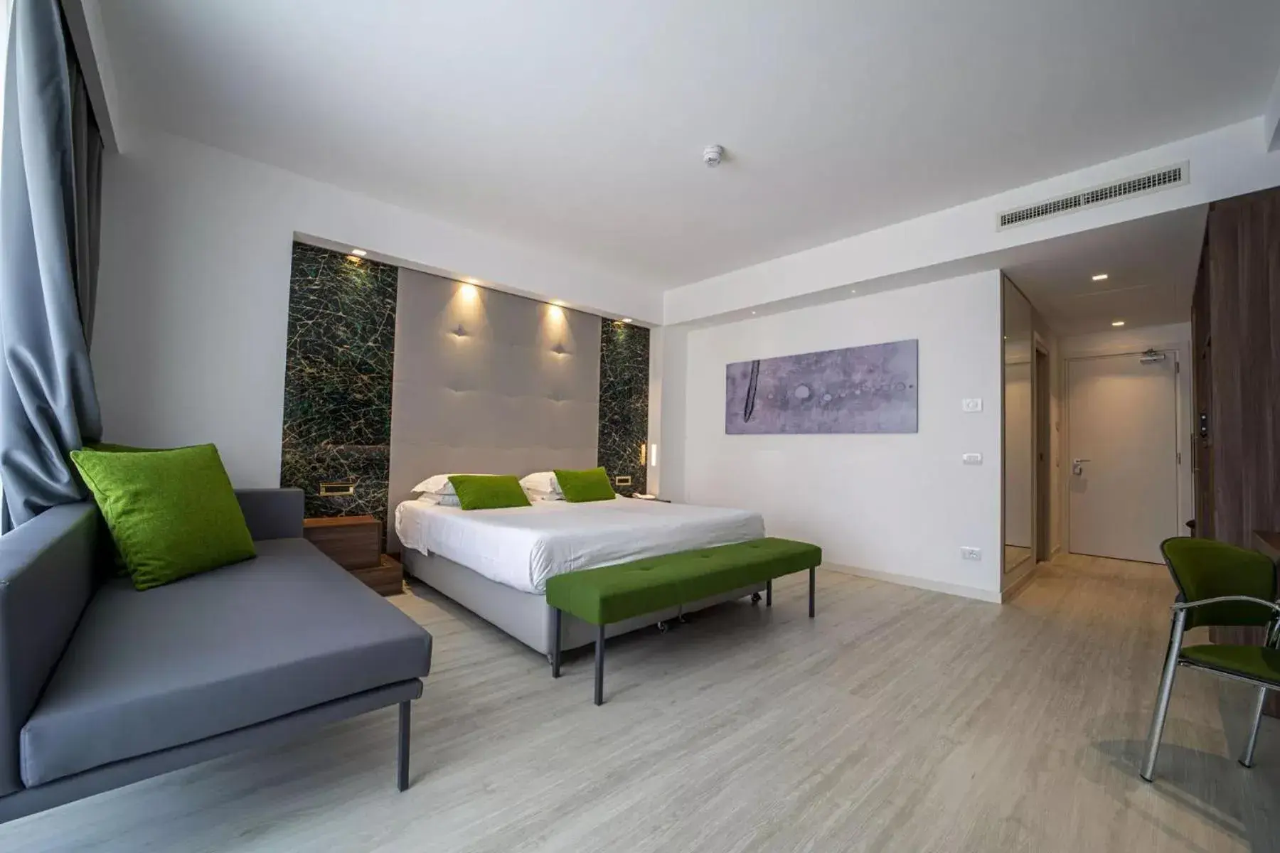 Double or Twin Room with View - single occupancy in Hotel Terme Venezia Double or Twin Room with View - single occupancy in Hotel Terme Venezia