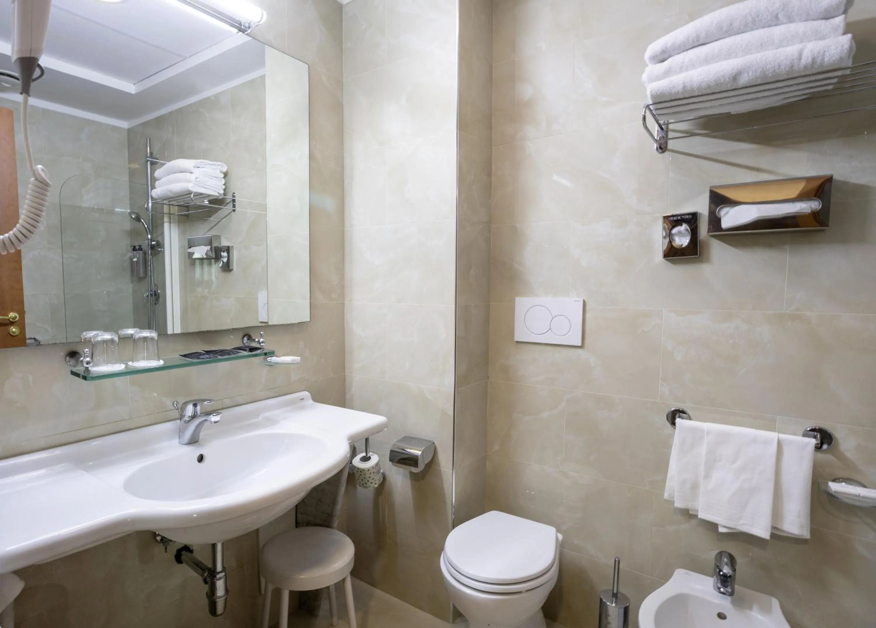 Bathroom in Grand Hotel Tiberio