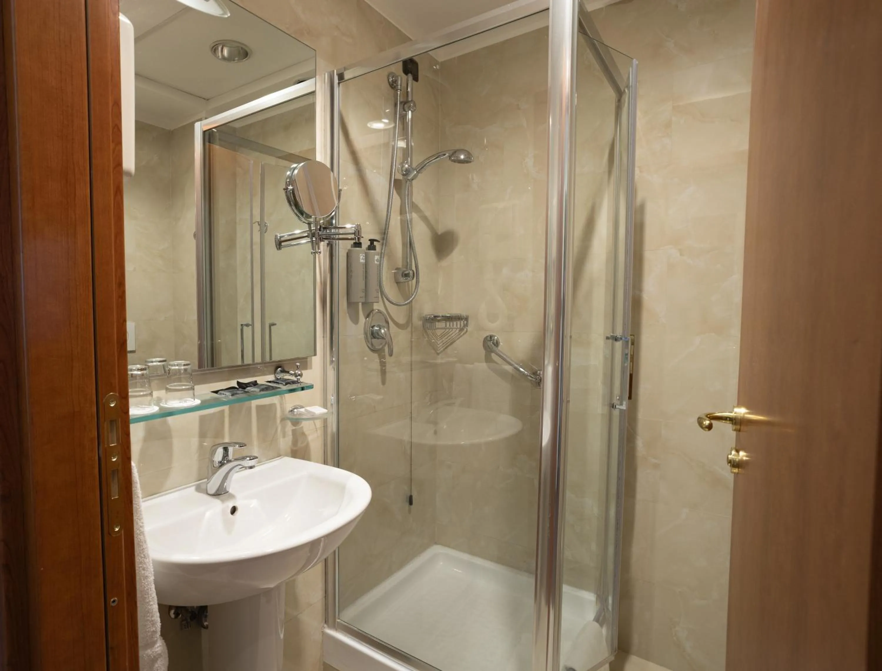 Bathroom in Grand Hotel Tiberio