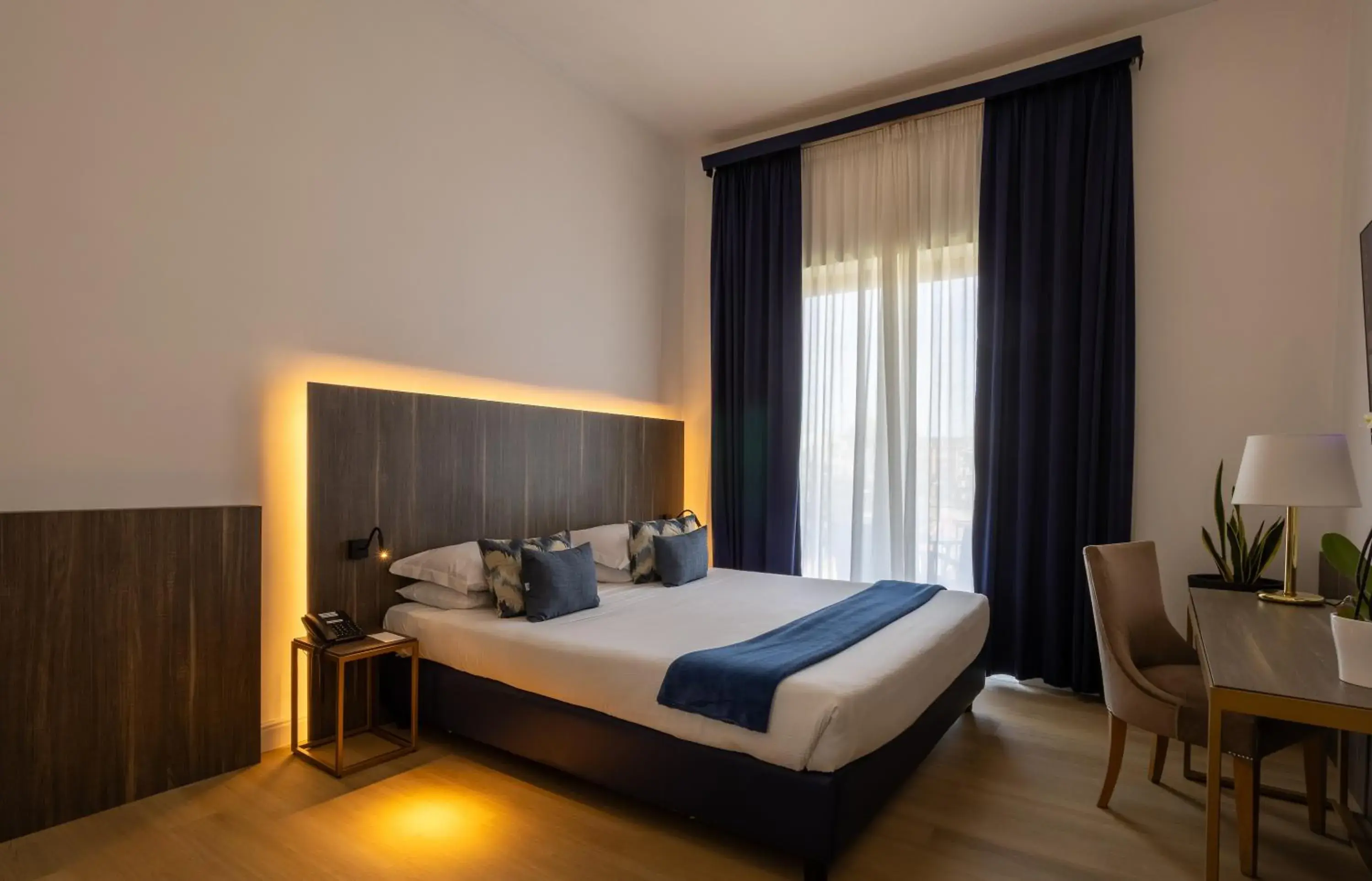 Bedroom, Bed in Grand Hotel Tiberio Bedroom, Bed in Grand Hotel Tiberio