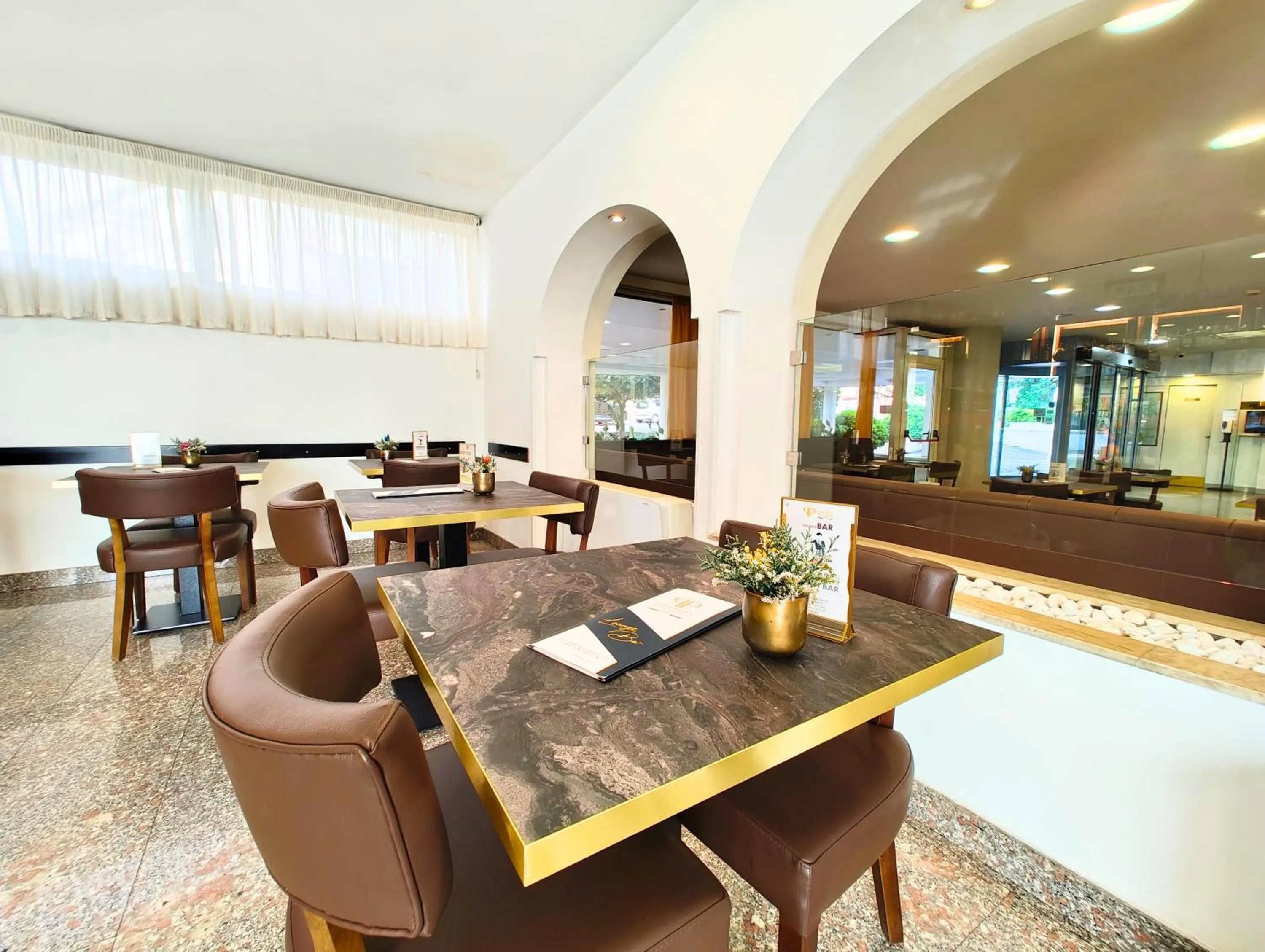 Lounge or bar in Hotel Pineta Palace
