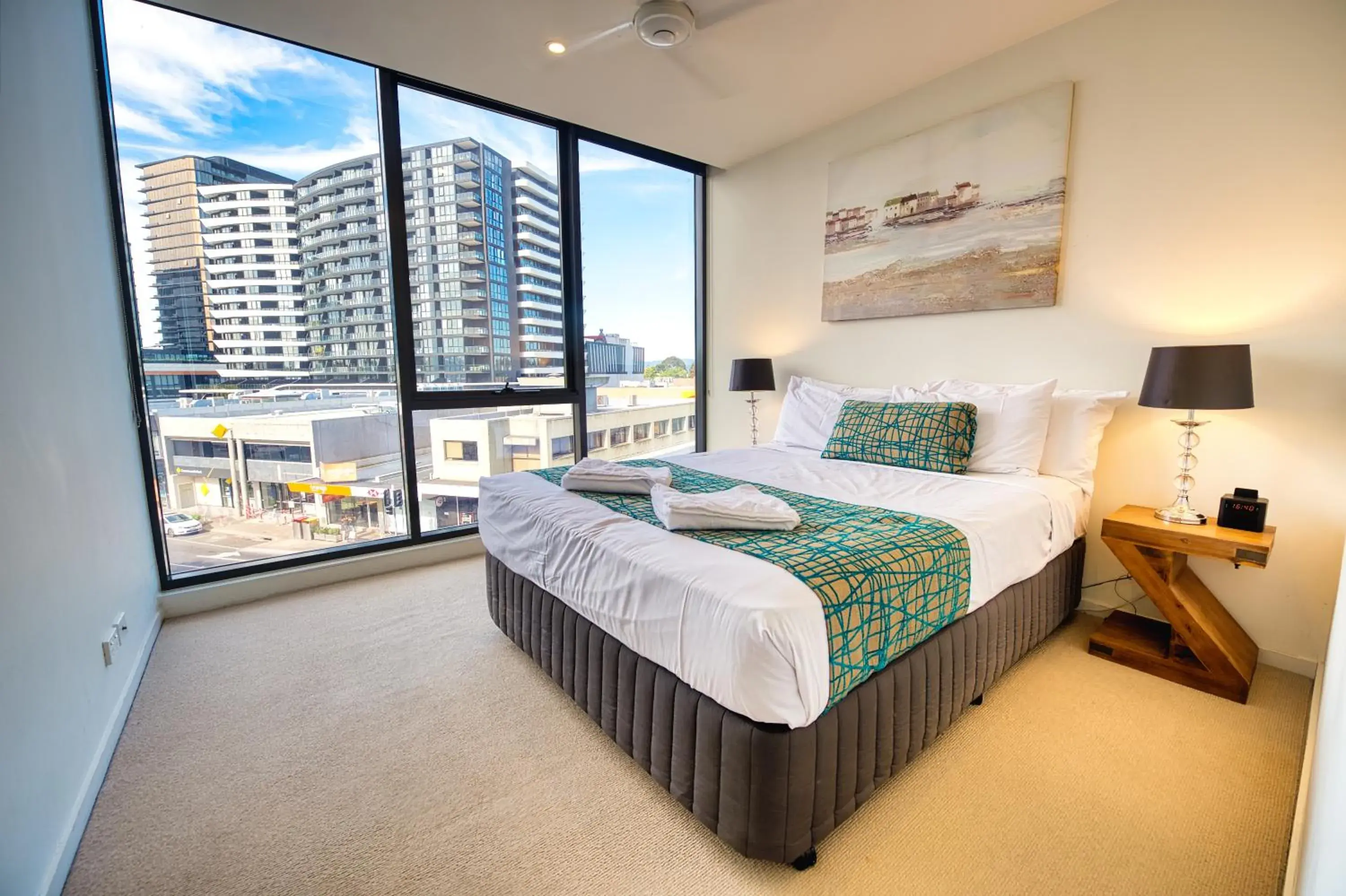 Bedroom, Bed in Park Avenue - IKON Glen Waverley Bedroom, Bed in Park Avenue - IKON Glen Waverley
