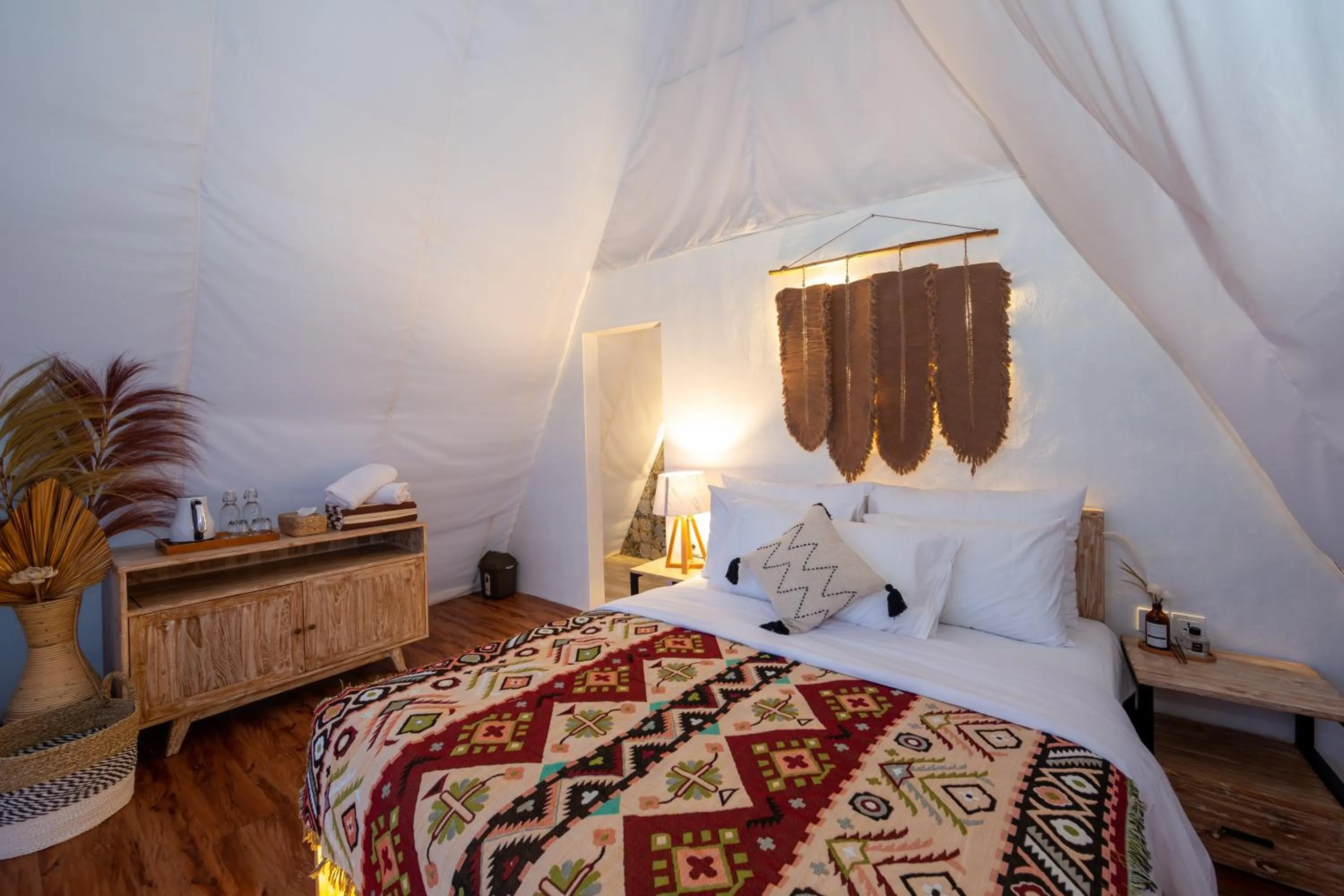 Bed in The Dewi Kintamani Luxury Glamping and Natural Hotspring