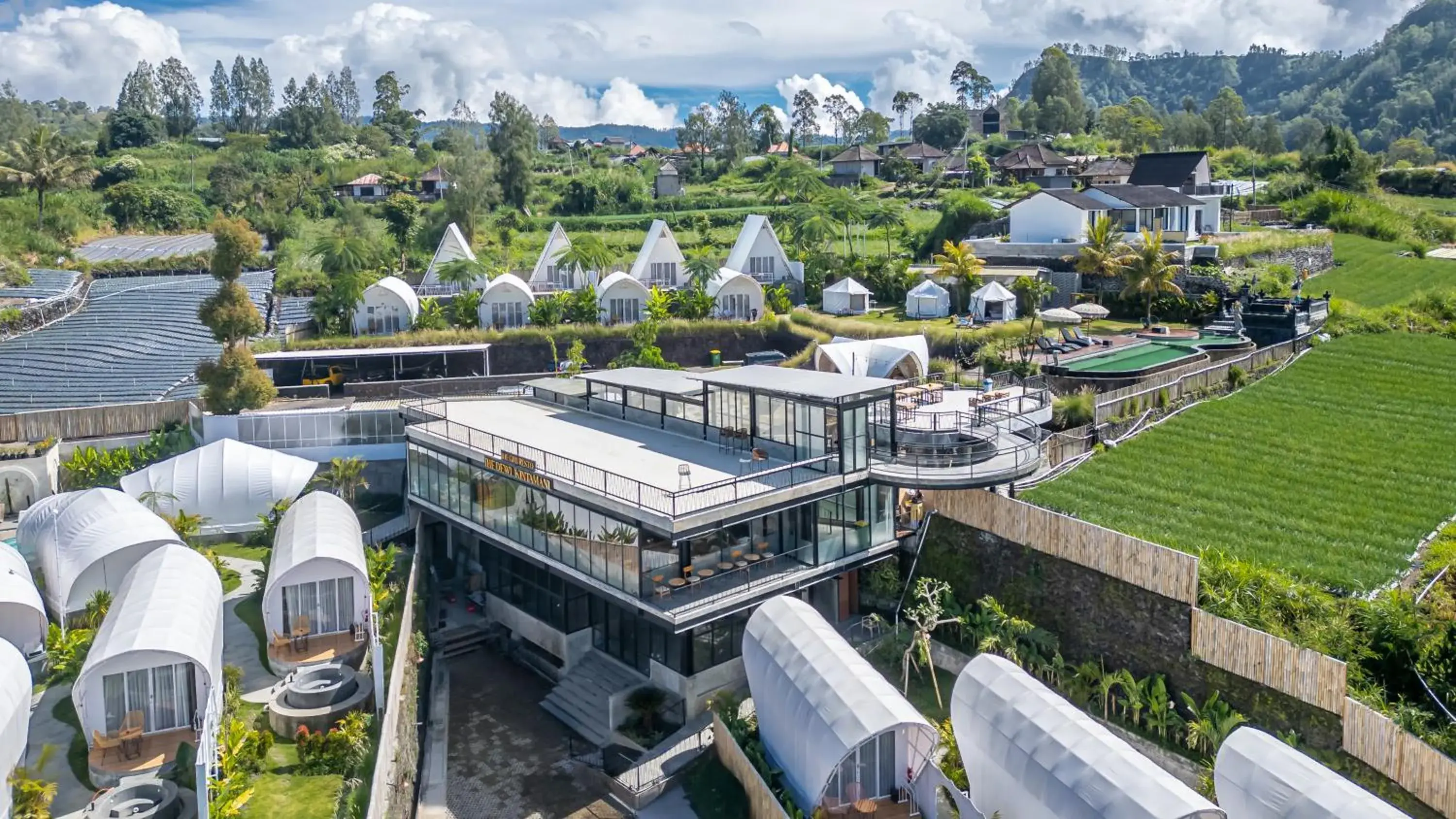 Restaurant/places to eat in The Dewi Kintamani Luxury Glamping and Natural Hotspring Restaurant/places to eat in The Dewi Kintamani Luxury Glamping and Natural Hotspring