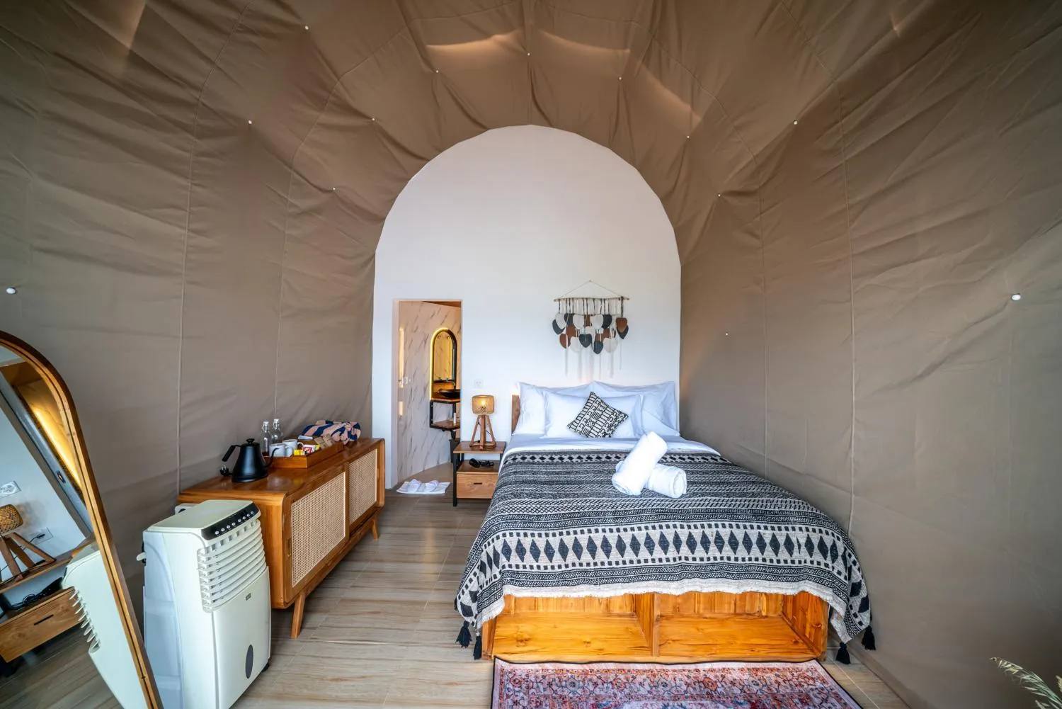 Bed in The Dewi Kintamani Luxury Glamping and Natural Hotspring