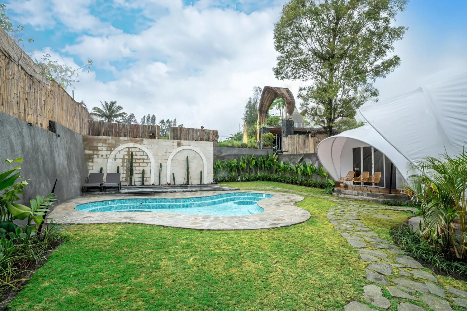 Pool view in The Dewi Kintamani Luxury Glamping and Natural Hotspring