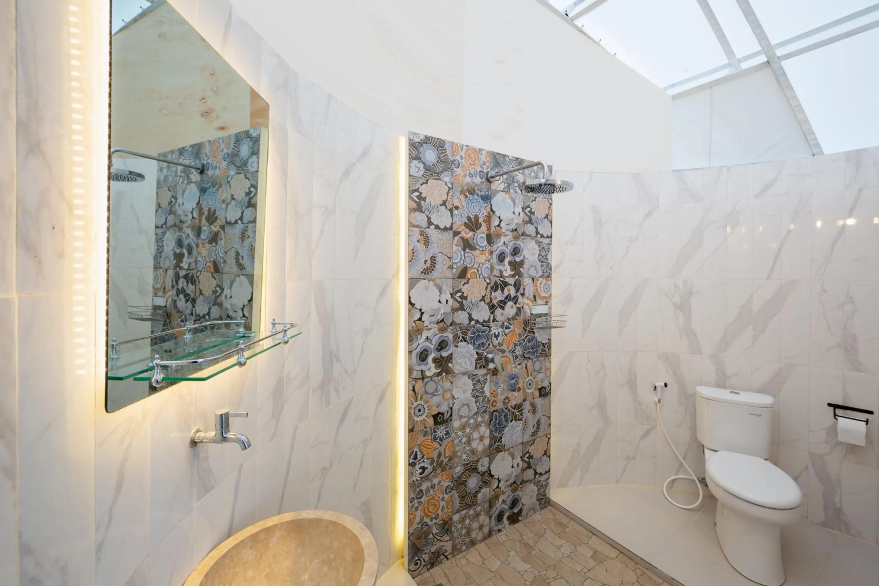 Bathroom in The Dewi Kintamani Luxury Glamping and Natural Hotspring