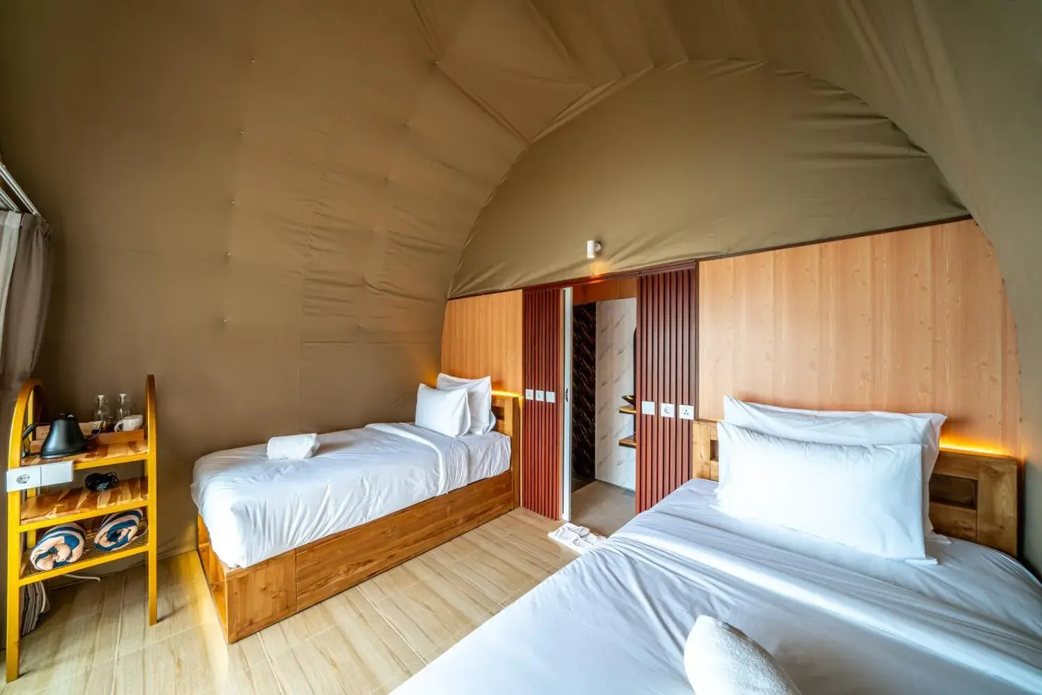 Deluxe Twin Room in The Dewi Kintamani Luxury Glamping and Natural Hotspring Deluxe Twin Room in The Dewi Kintamani Luxury Glamping and Natural Hotspring