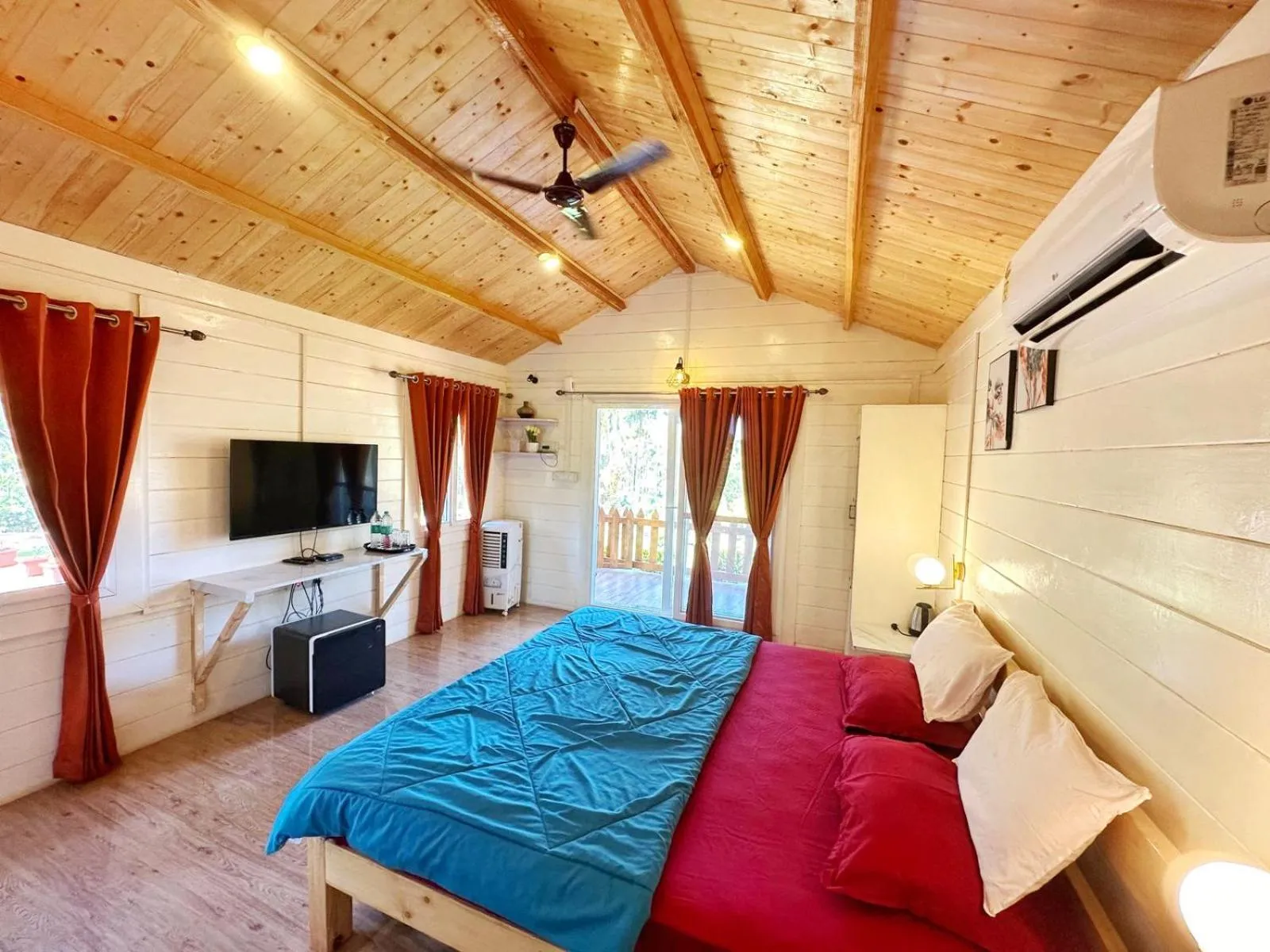 Photo of the whole room, Bed in Oxyzone Coorg by StayApart