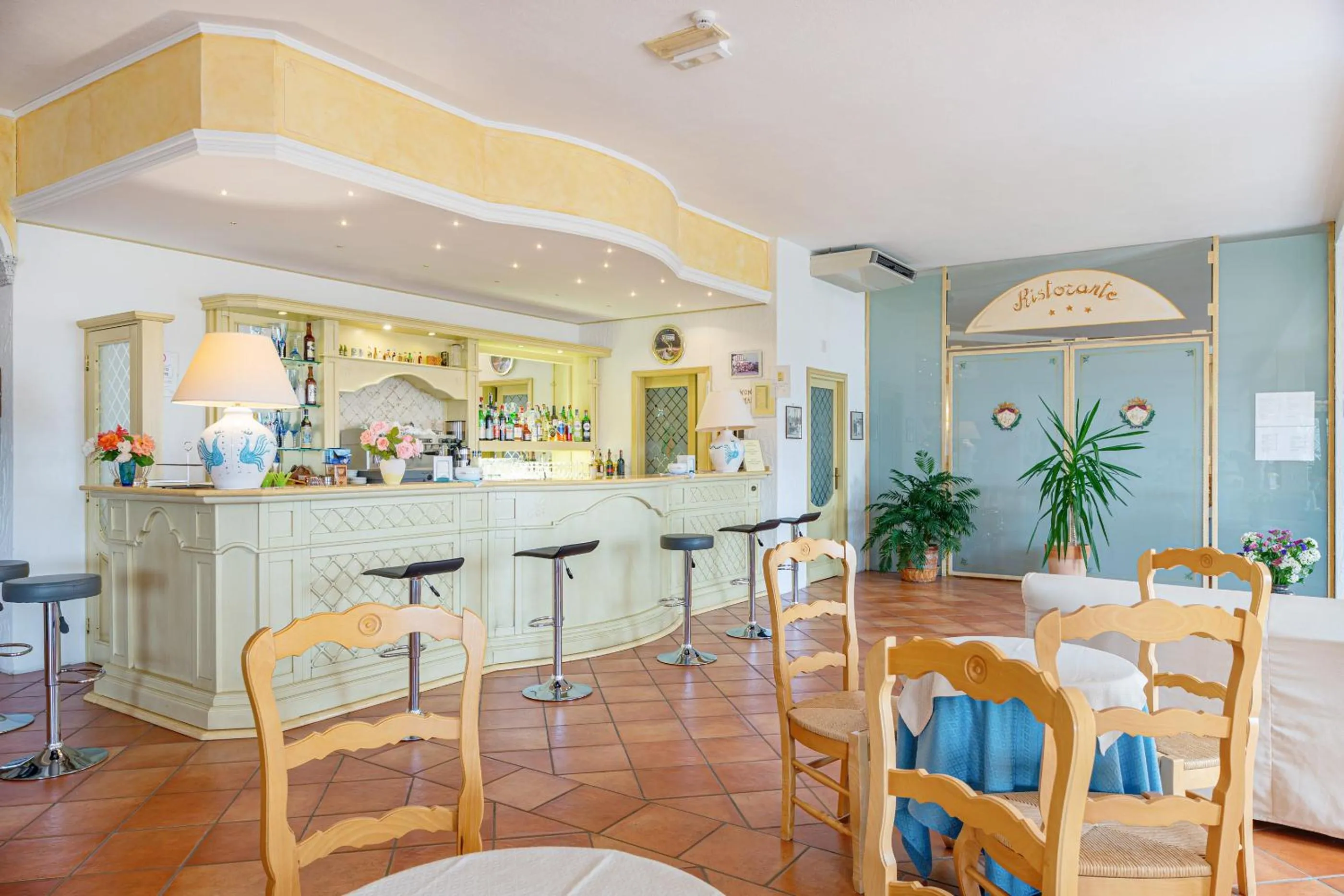 Lounge or bar in Hotel San Trano