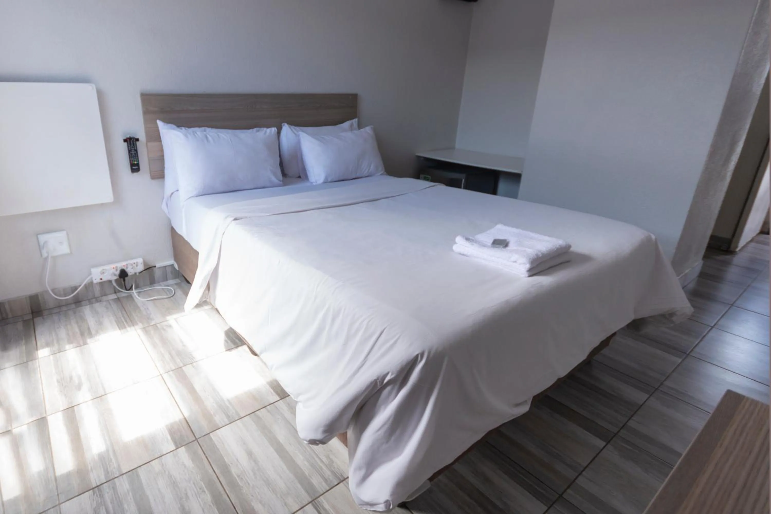 Bed in Ecomotel O.R.Tambo