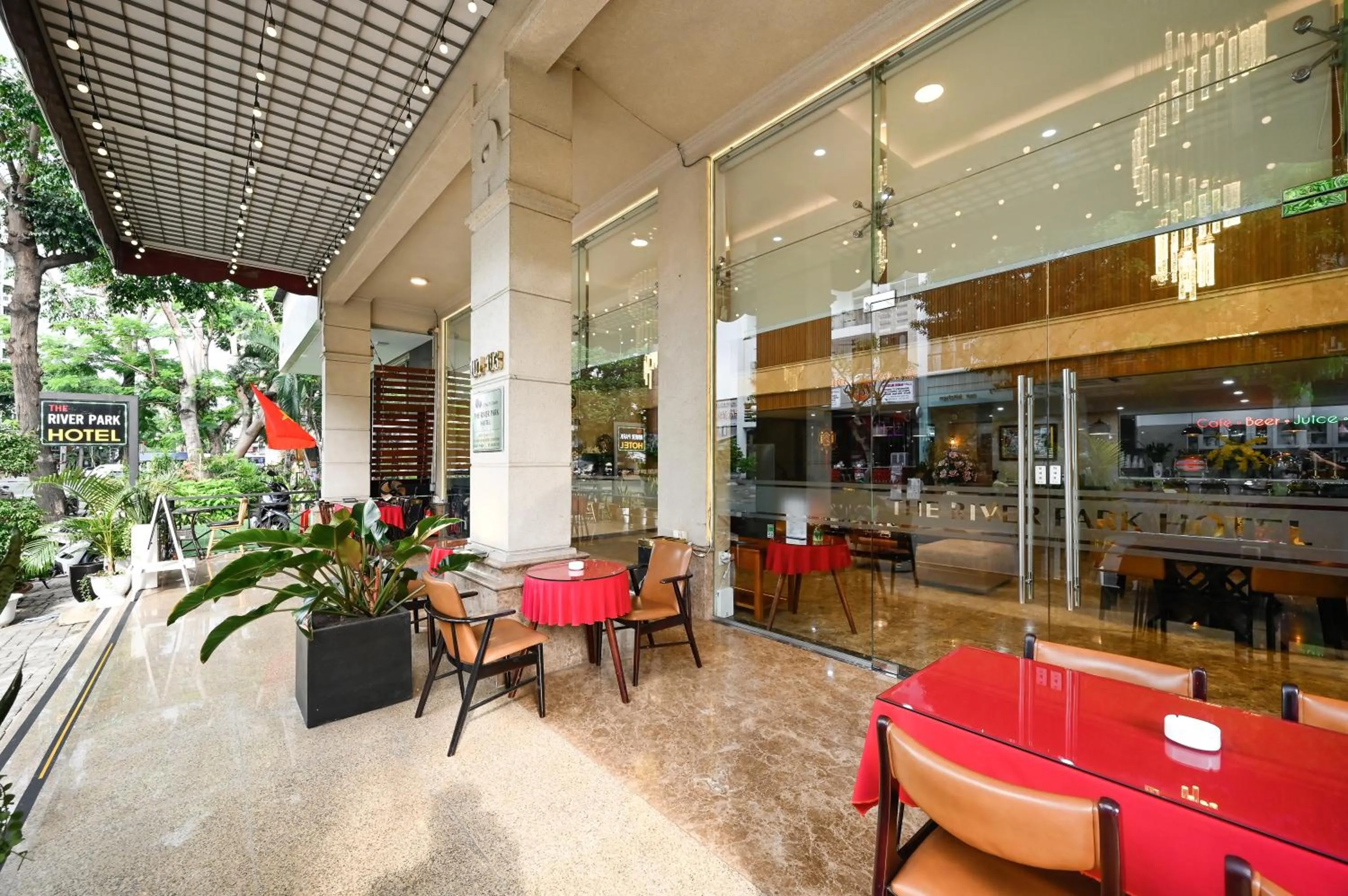 The River Park Hotel