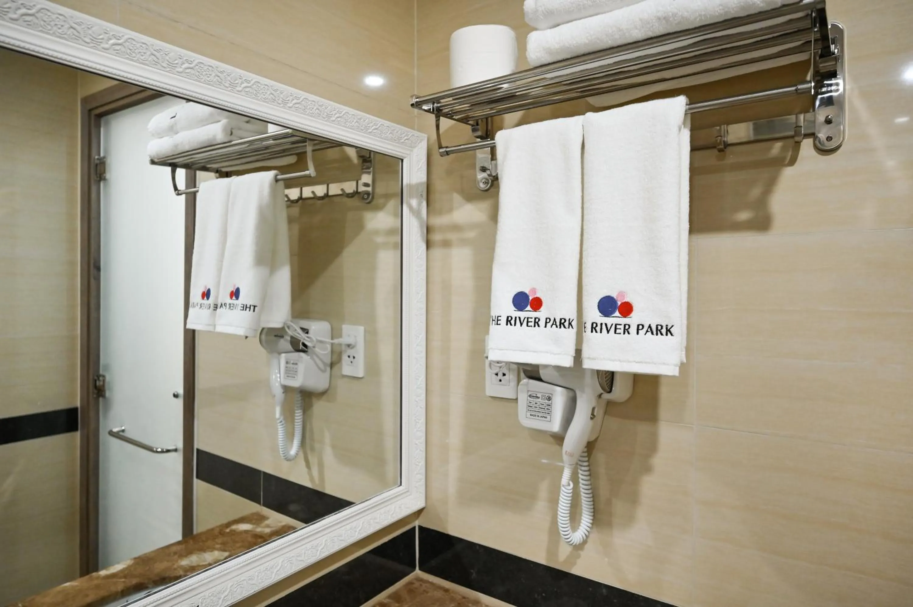 The River Park Hotel