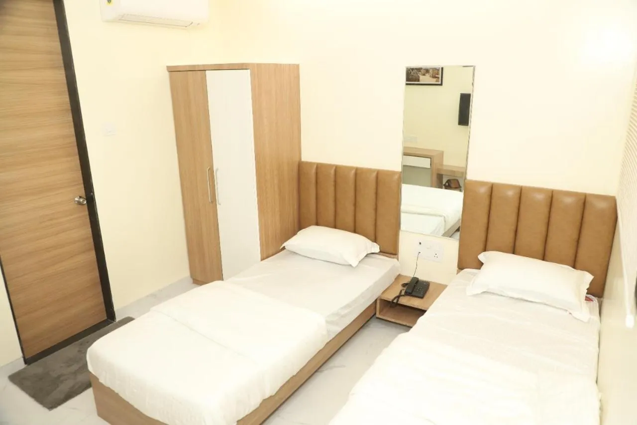 Bedroom, Bed in ID Square residency Parbhani