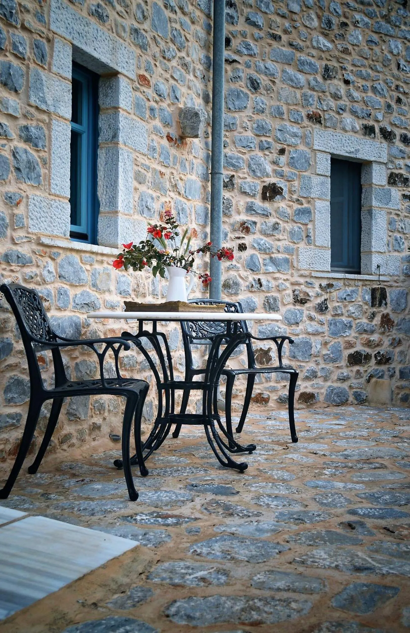 Patio in Lithos Stone Suites