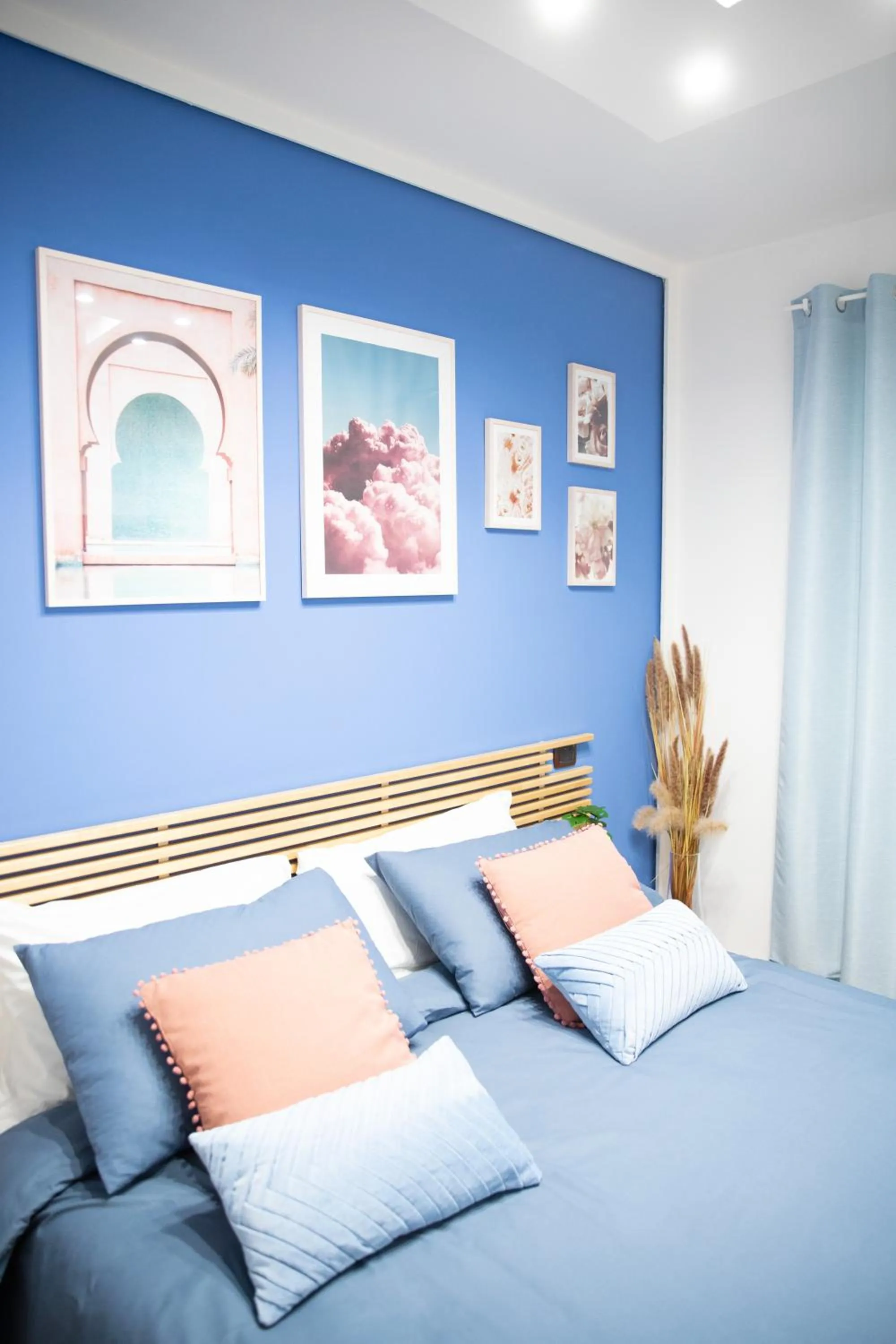 Bedroom, Bed in Quisì - Salerno Centro